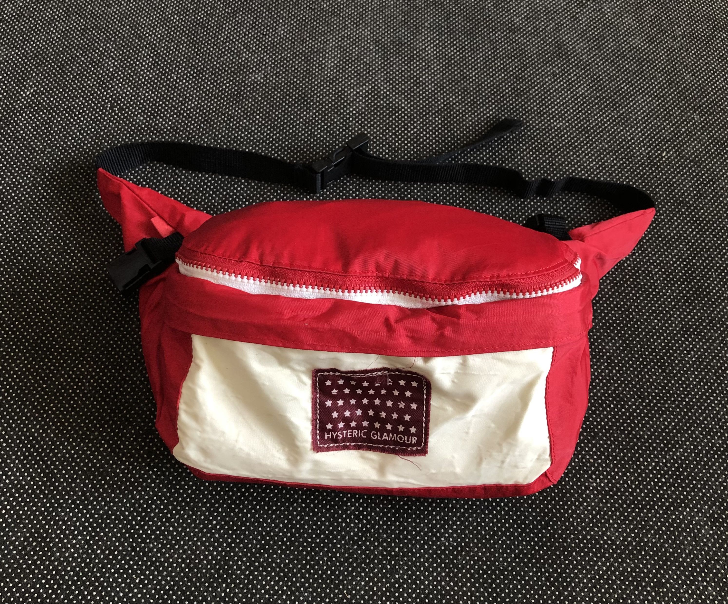 Hysteric Glamour RARE🔥VTG HYSTERIC TRANSFORMABLE 2 IN 1 BACKPACK/WAISTBAG Size ONE SIZE - 2 Thumbnail