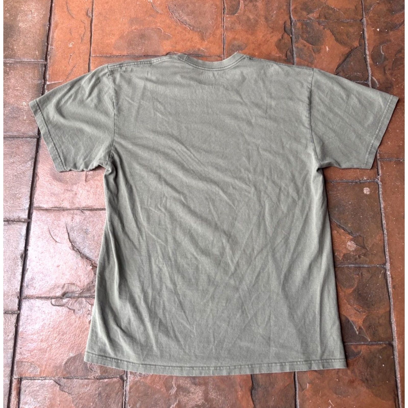 Nike VINTAGE Nike Essential T-Shirt Unisex Adults L Green Nike Swoosh 90s Sports Graphic Print Size US L / EU 52-54 / 3 - 3 Thumbnail