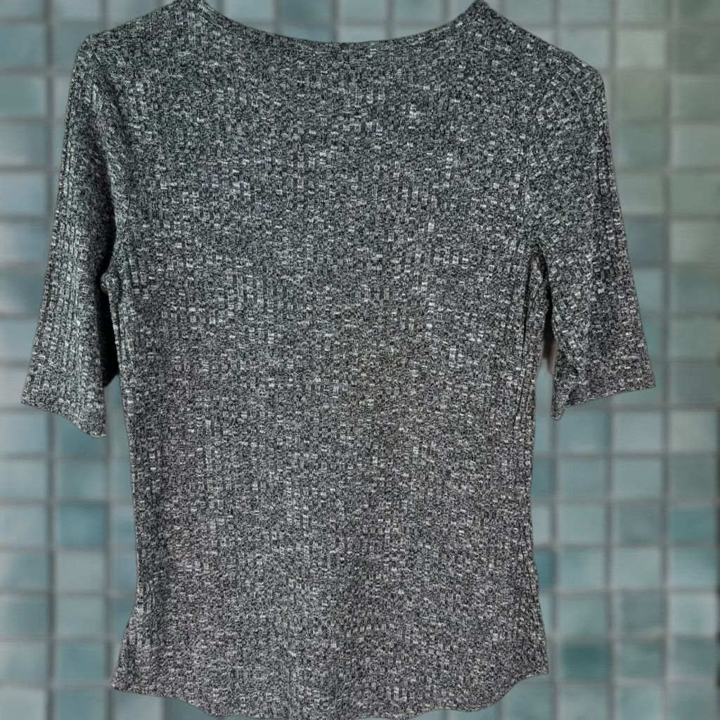 Apt. 9 Apt. 9 Womens Round Neck Short Sleeves Tight Knit Gray Pullover Sweater Size S Size S / US 4 / IT 40 - 1 Thumbnail