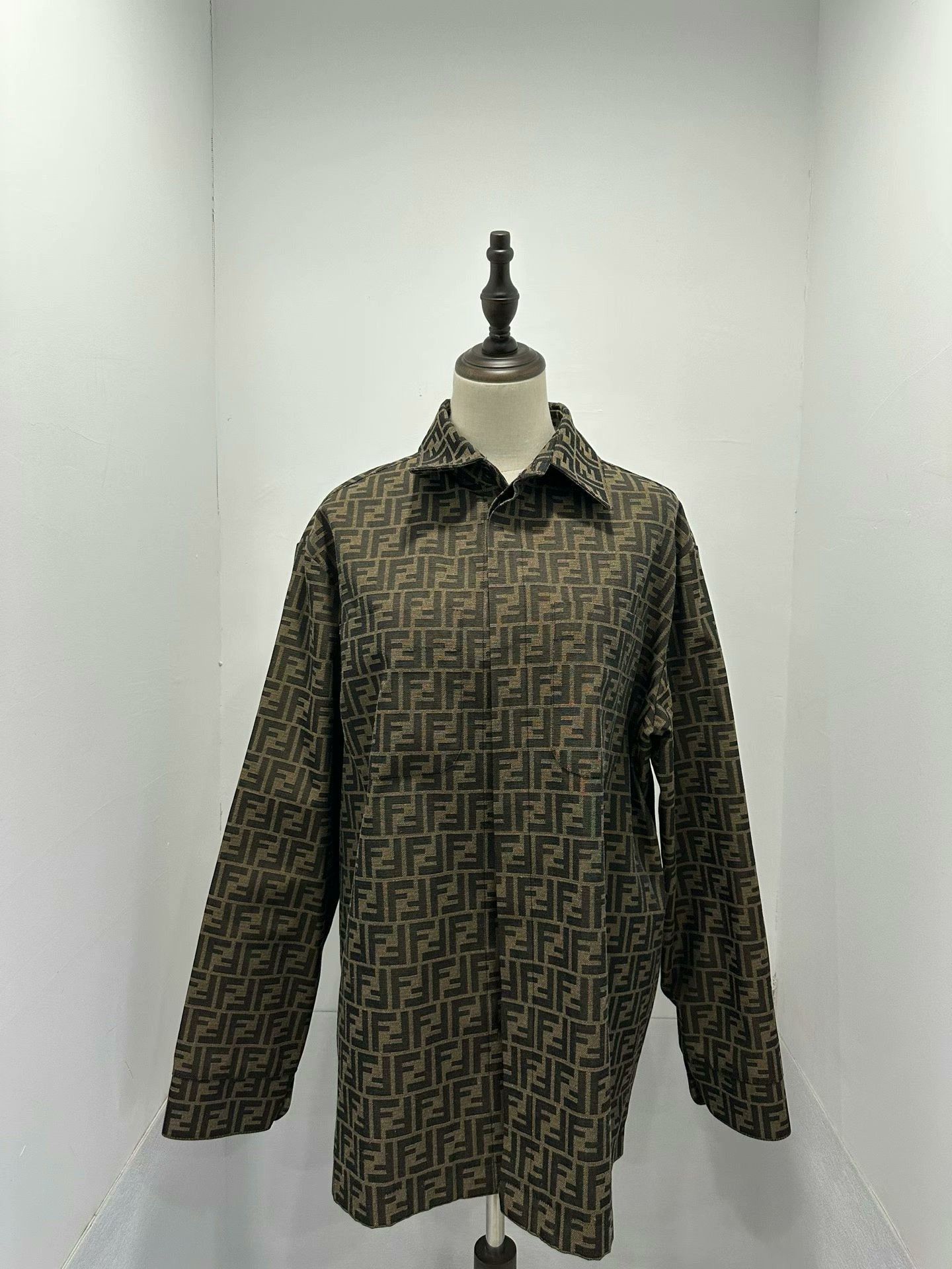 Fendi Fendi FF Print Denim Jacket in New Condition Size US M / EU 48-50 / 2 - 1 Thumbnail