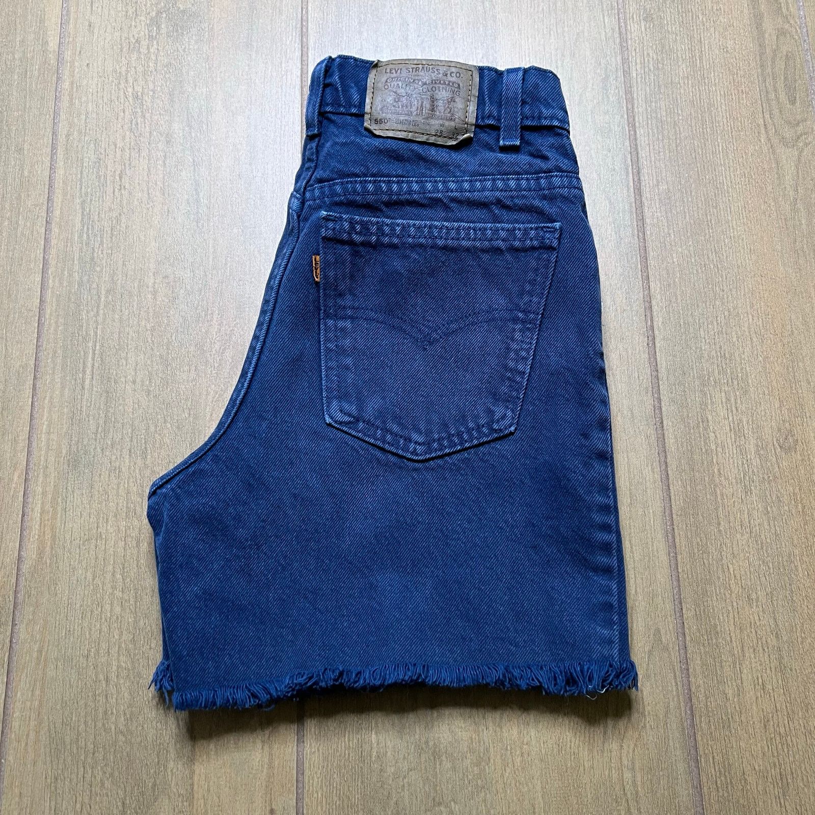 Levi's Vintage 90s Levi’s 550 Denim Cutoff Shorts W28 USA Made Size 27" / US 4 / IT 40 - 1 Thumbnail