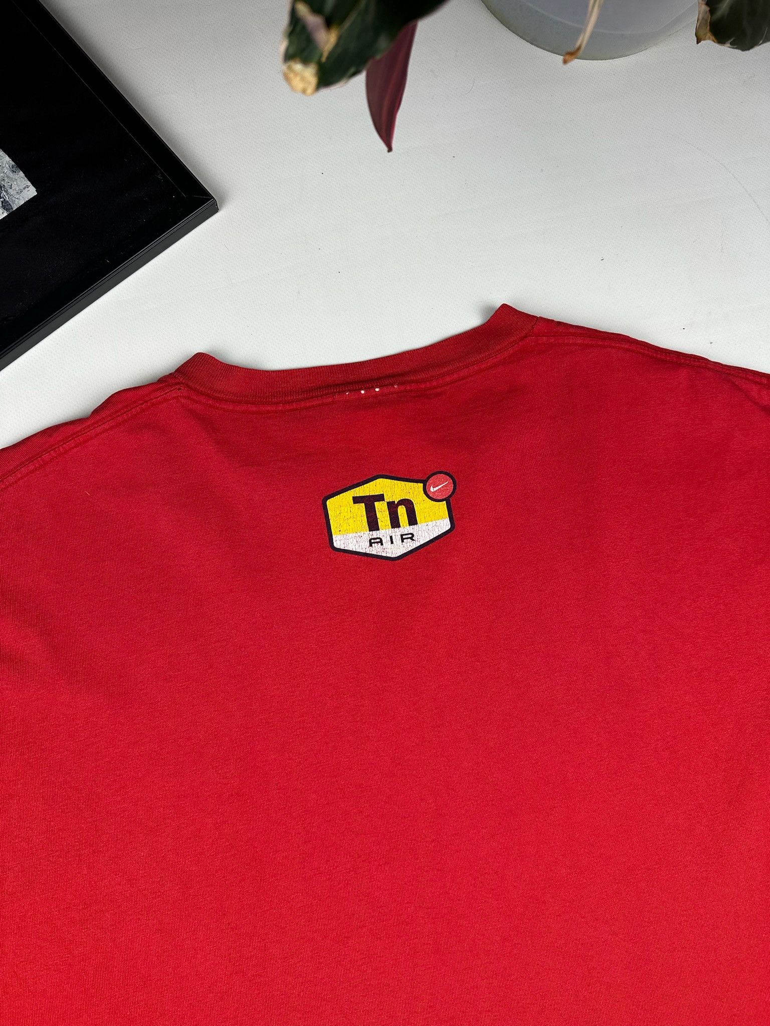 Nike Nike TN vintage T-shirt Y2K acid print art Size US XL / EU 56 / 4 - 6 Thumbnail
