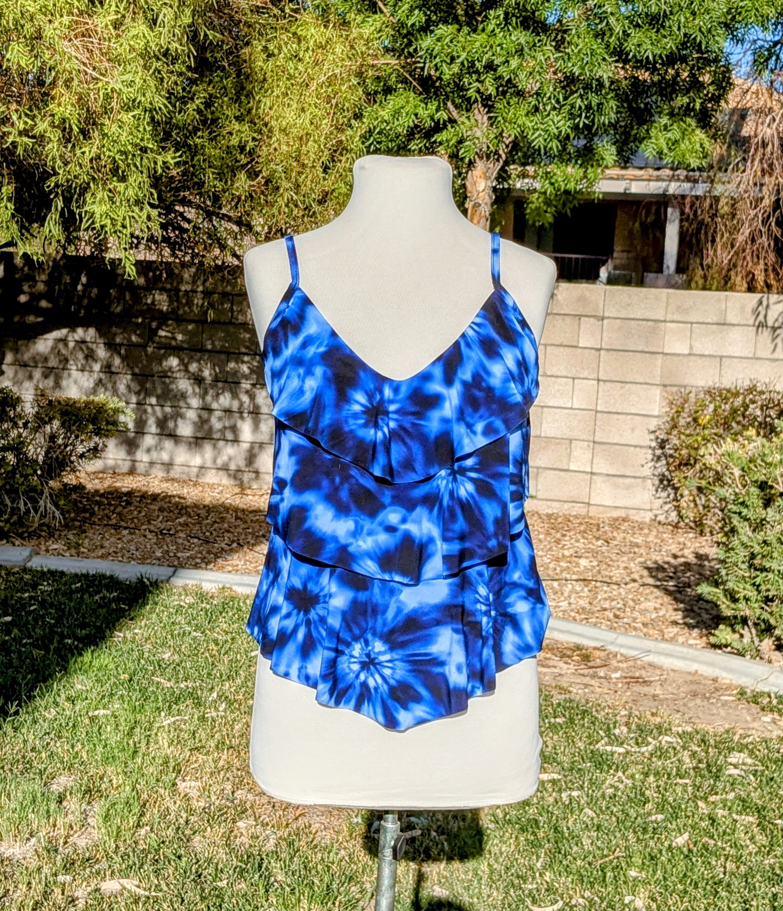 Designer Aqua Green Ruffle Tiered V-Neck Tankini Swim Top Size S / US 4 / IT 40 - 1 Thumbnail