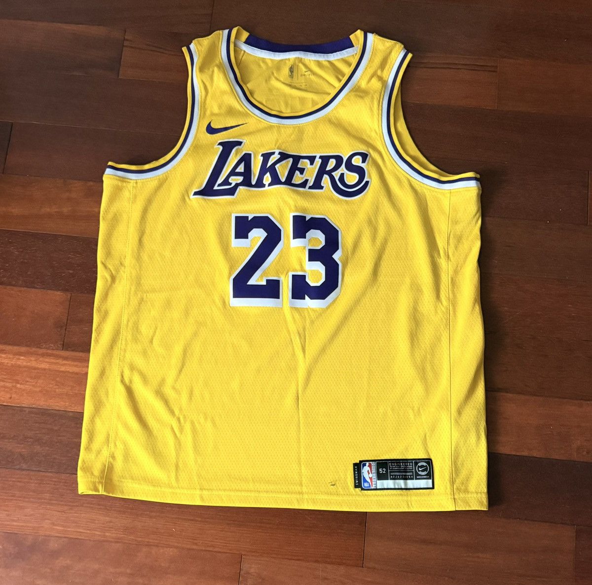 Nike LeBron James LA Lakers Nike Dri-Fit NBA Jersey- Size XL Size US XL / EU 56 / 4 - 1 Thumbnail