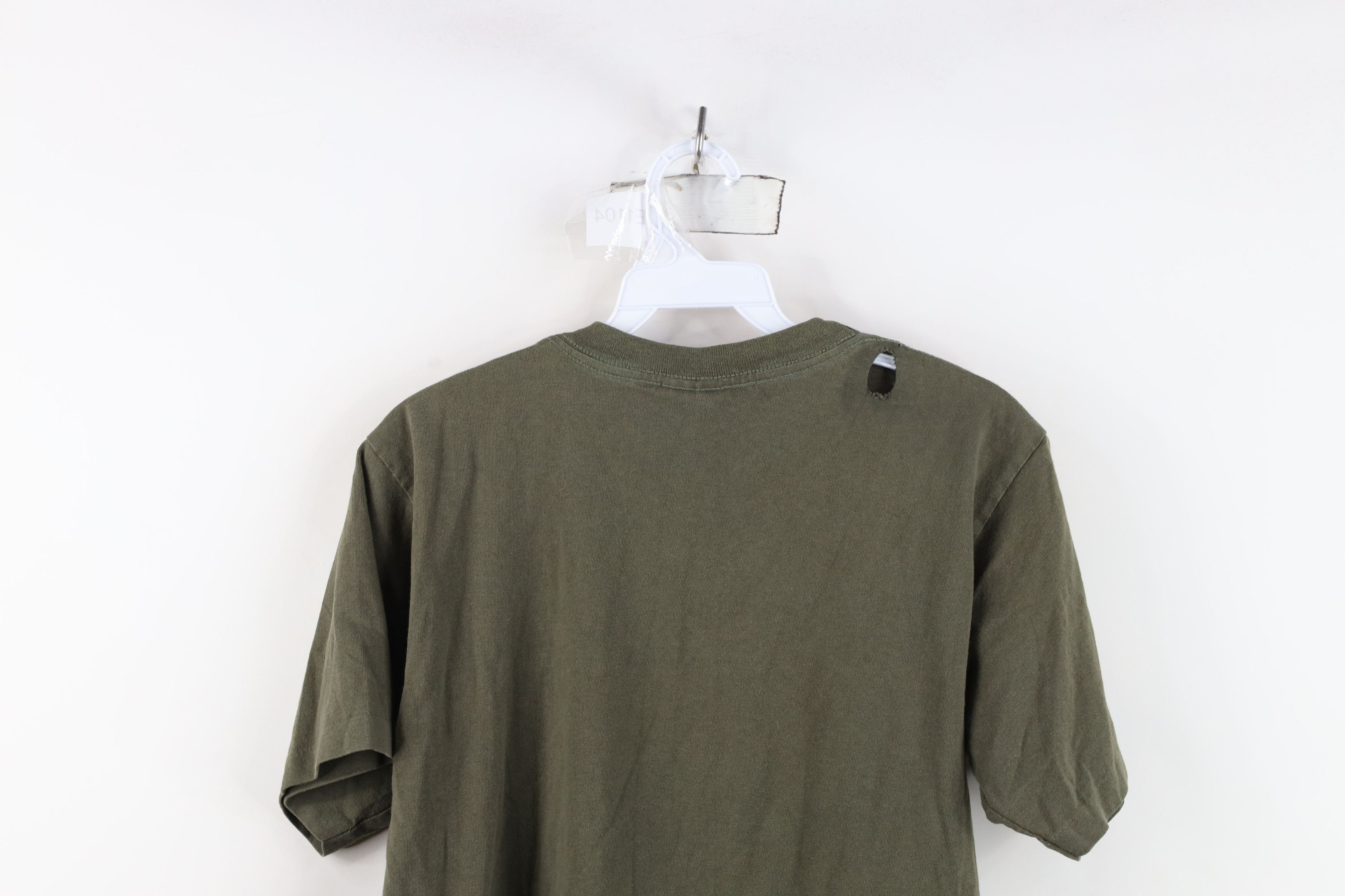 Vintage Vintage 90s Streetwear American Made Deer Buck T-Shirt USA Size US S / EU 44-46 / 1 - 13 Thumbnail