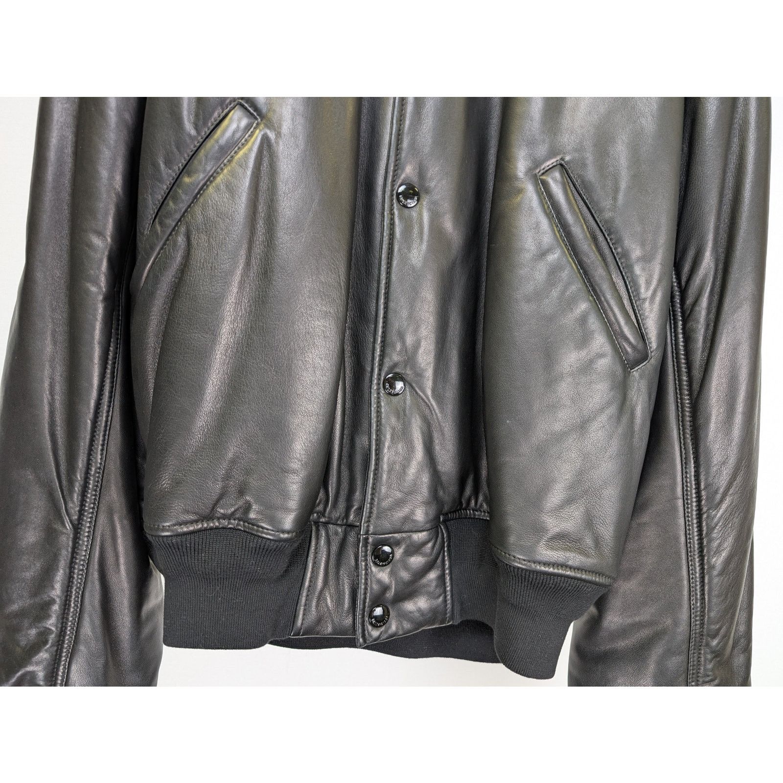 Balenciaga o1rshd1 Back Logo Leather Down Jacket in Black Size US L / EU 52-54 / 3 - 7 Thumbnail