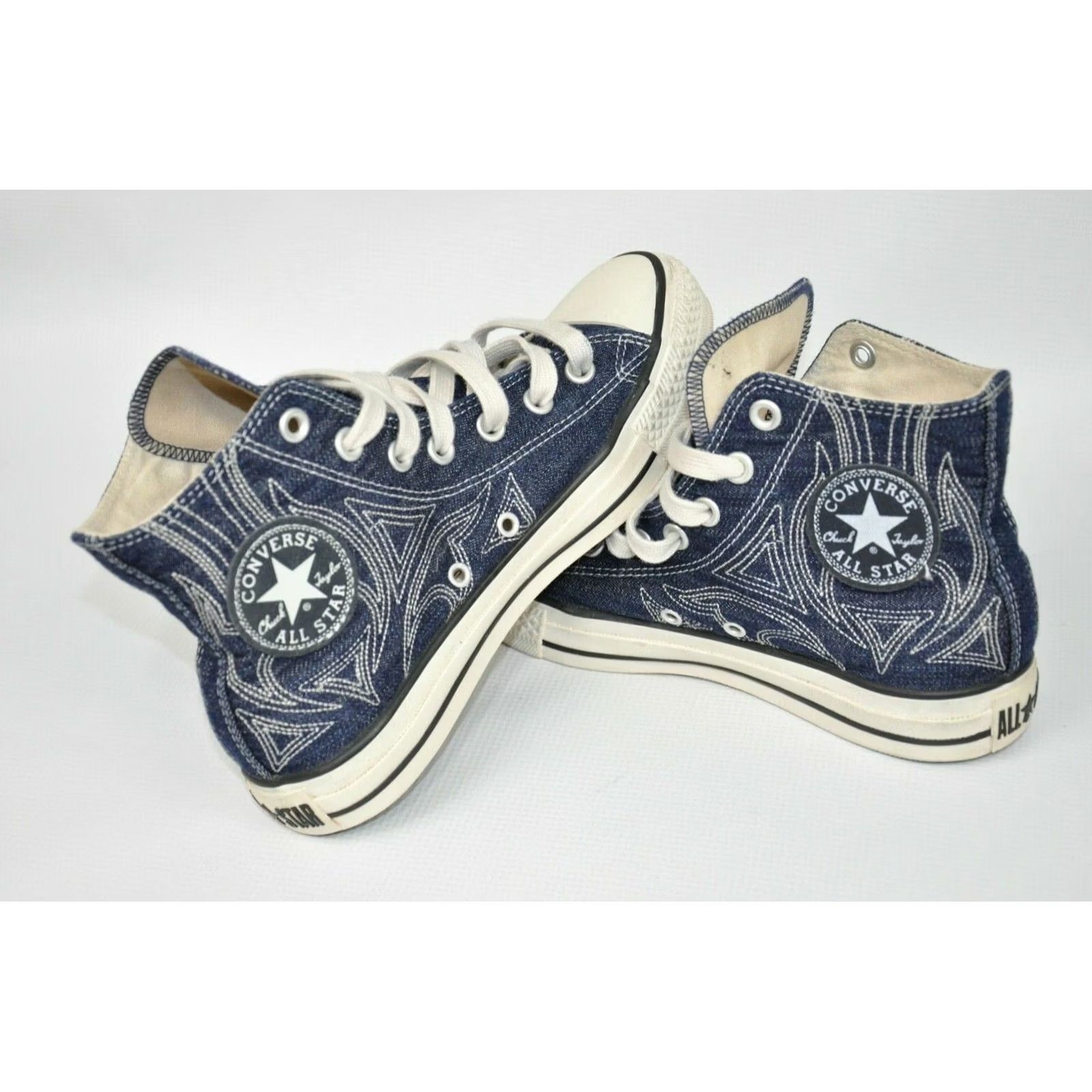 Converse Converse Chuck Taylor All Star Hi Denim Embroidered - UK 6 / EU 39 - Men - Denim Sneaker, Blue, Lace Up, Mid Top, Embroidered, 2015, Vintage: No Size US 6 / EU 39 - 4 Thumbnail