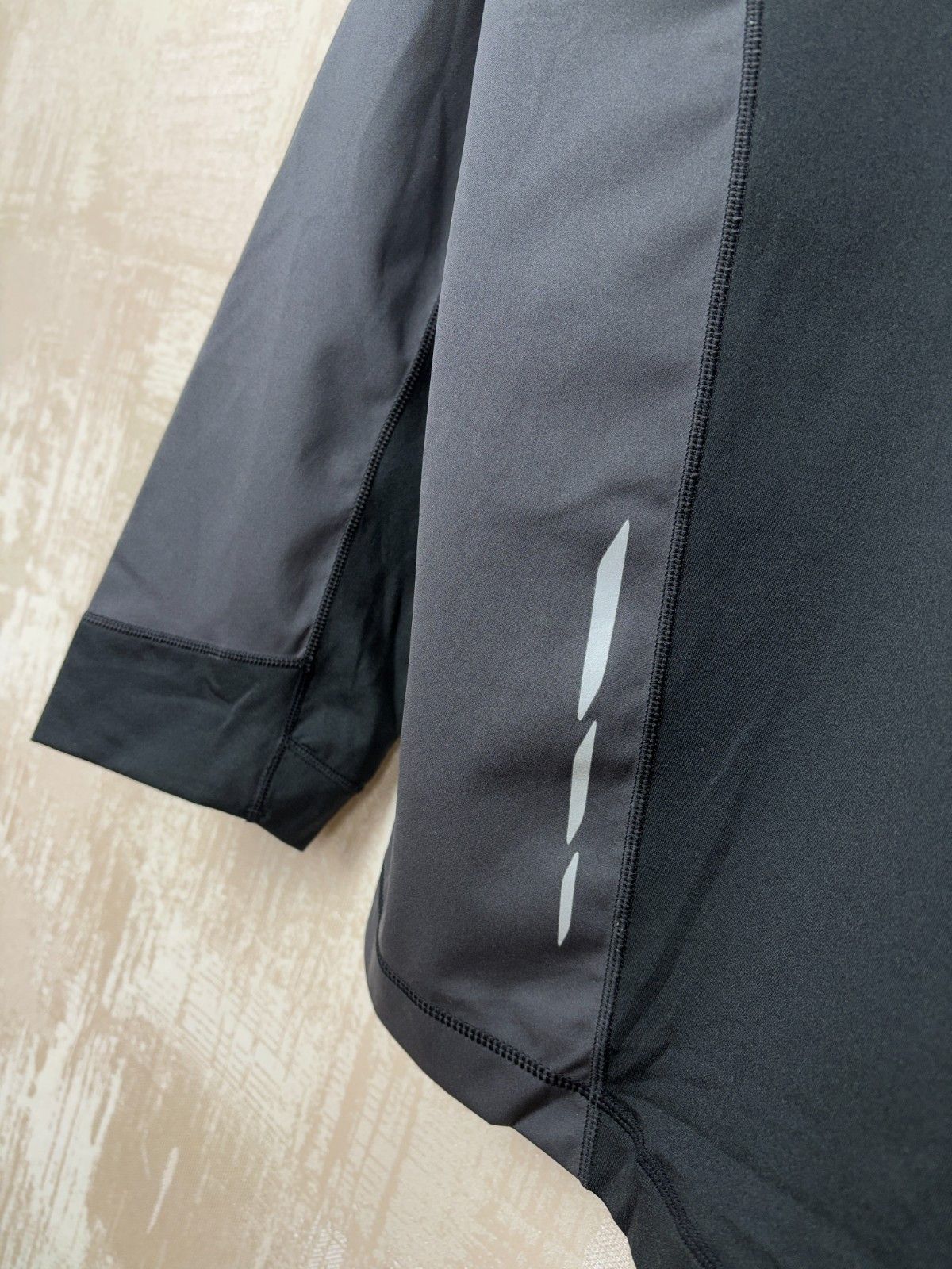 Montbell Montbell Cross Runner Jacket Climabarrier Windbreaker Size US L / EU 52-54 / 3 - 23 Thumbnail