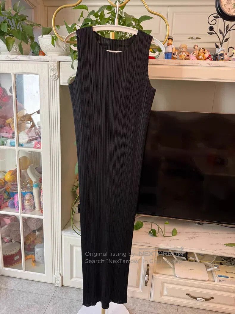 Issey Miyake Issey Miyake Black Ruched Dress Size XXL / US 16-18 / IT 52-54 - 2 Thumbnail