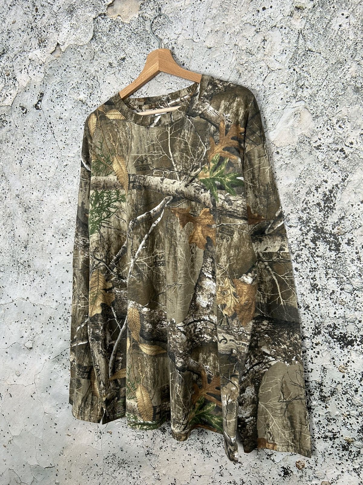 Realtree Vintage Realtree Longsleeve Outdoor Streetwear Rap Baggy 90s Size US XXL / EU 58 / 5 - 2 Thumbnail