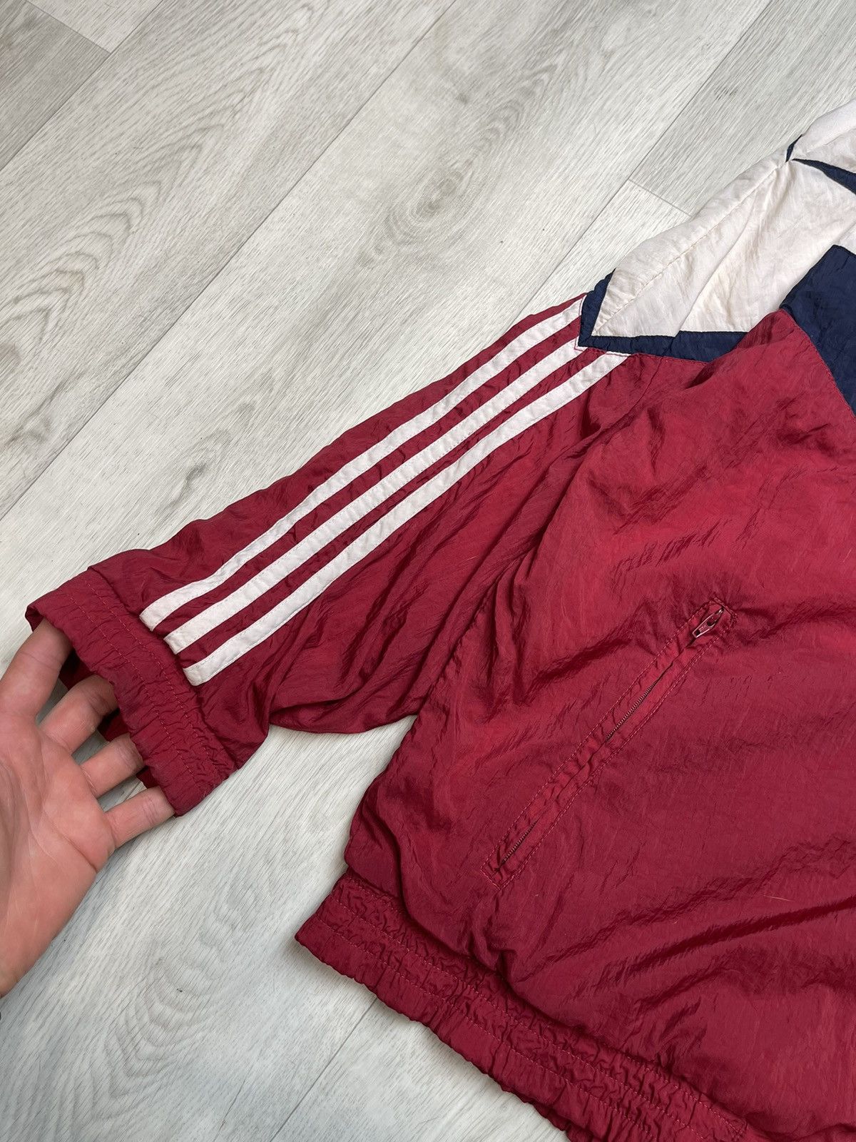 Adidas × Vintage Vintage Adidas Big Logo Light Jacket 90s Size US L / EU 52-54 / 3 - 5 Thumbnail