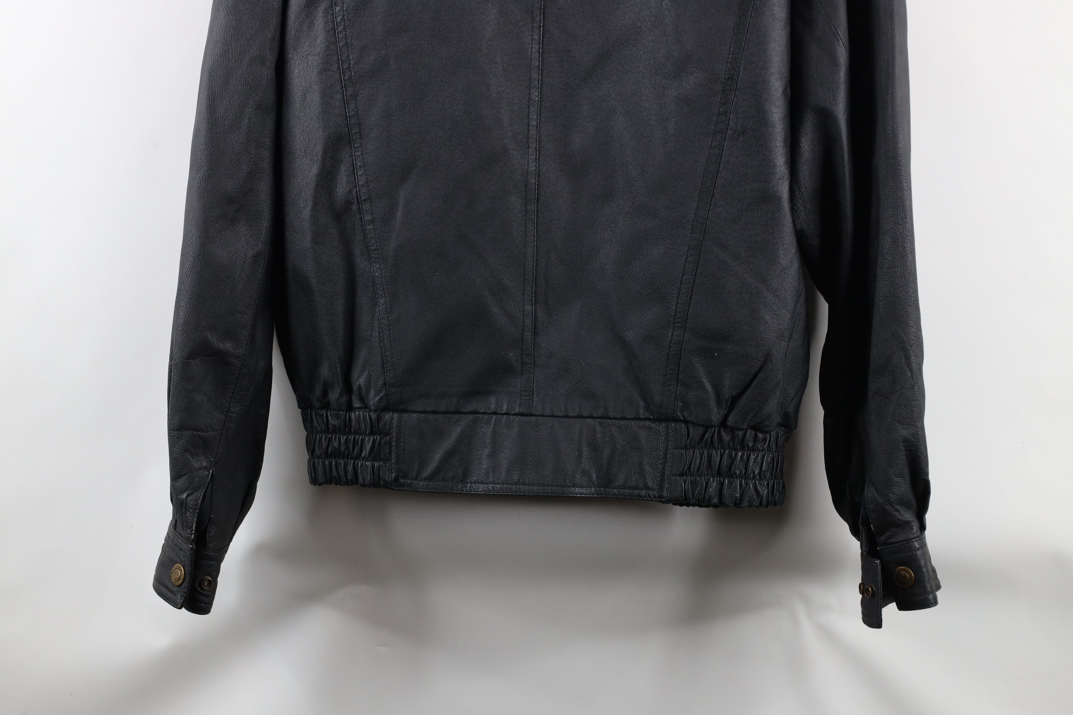Vintage Vintage 90s Streetwear Leather Flight Bomber Jacket Black Size US M / EU 48-50 / 2 - 22 Thumbnail