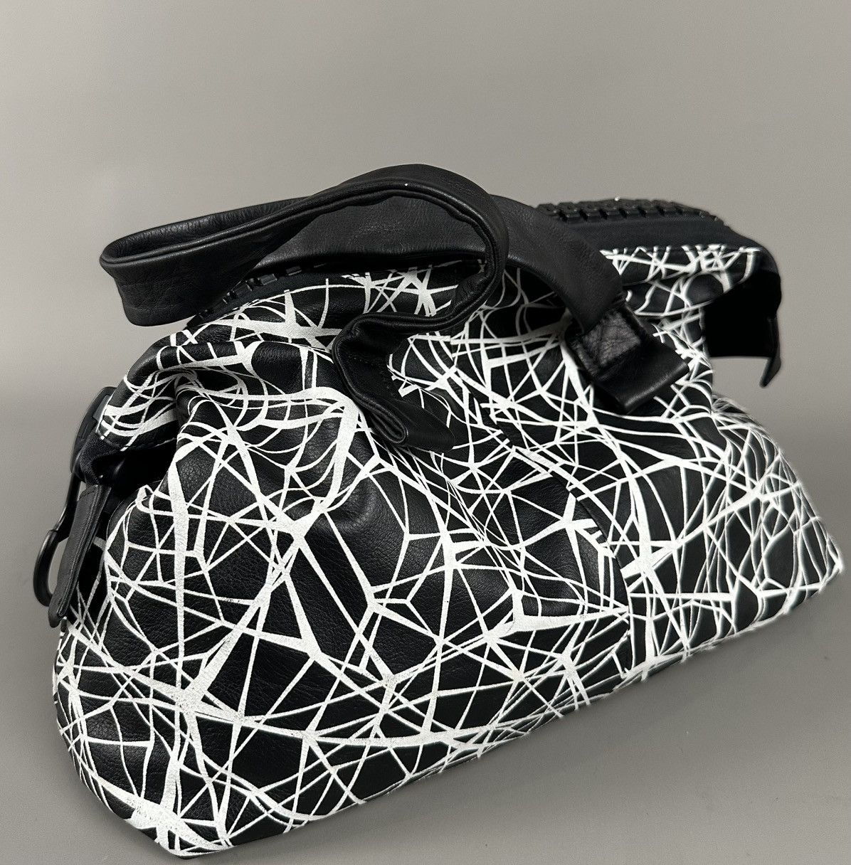 Yohji Yamamoto Kawa - Kawa Big Zipper Abstract Print Leather Hand Bag Size ONE SIZE - 11 Thumbnail