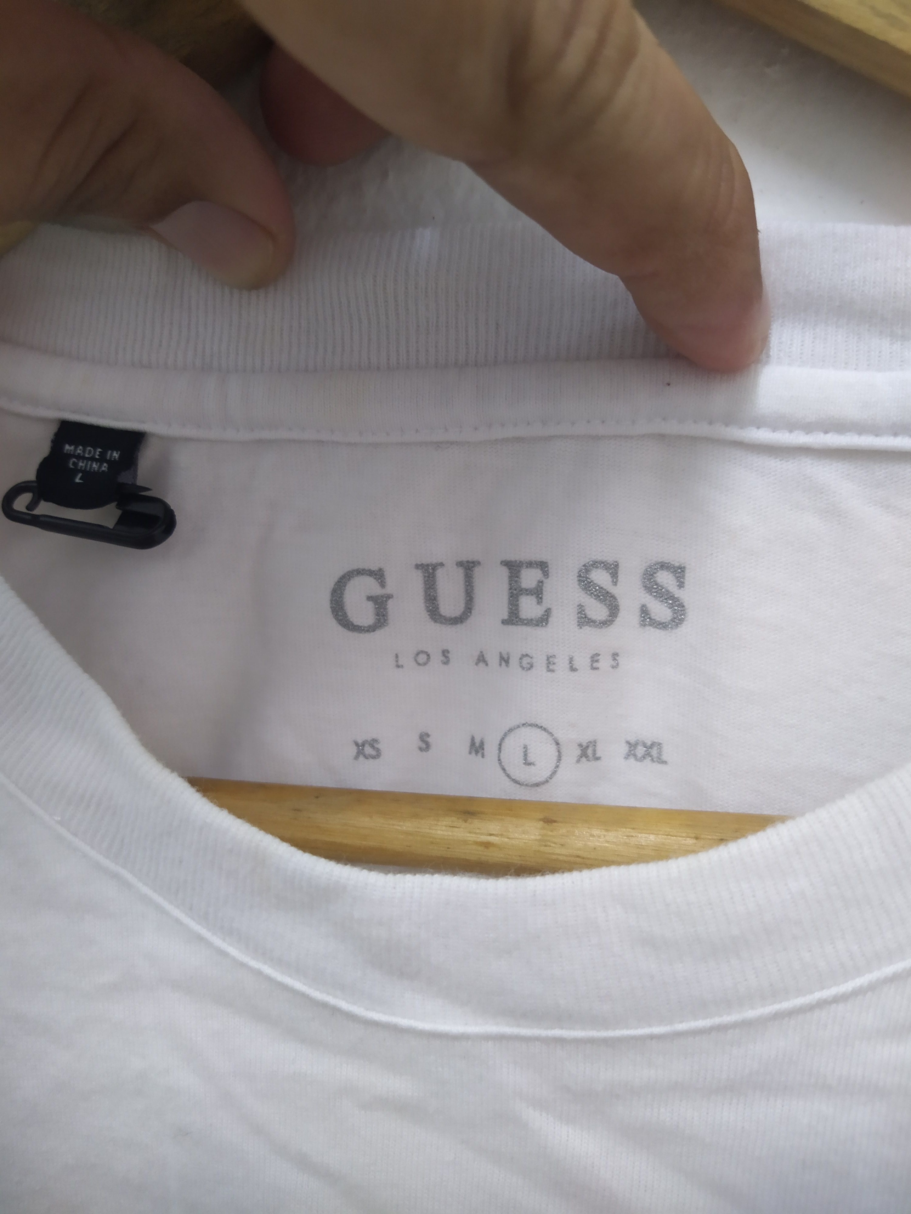 Guess Guess spell out White Good condition Size US L / EU 52-54 / 3 - 4 Thumbnail