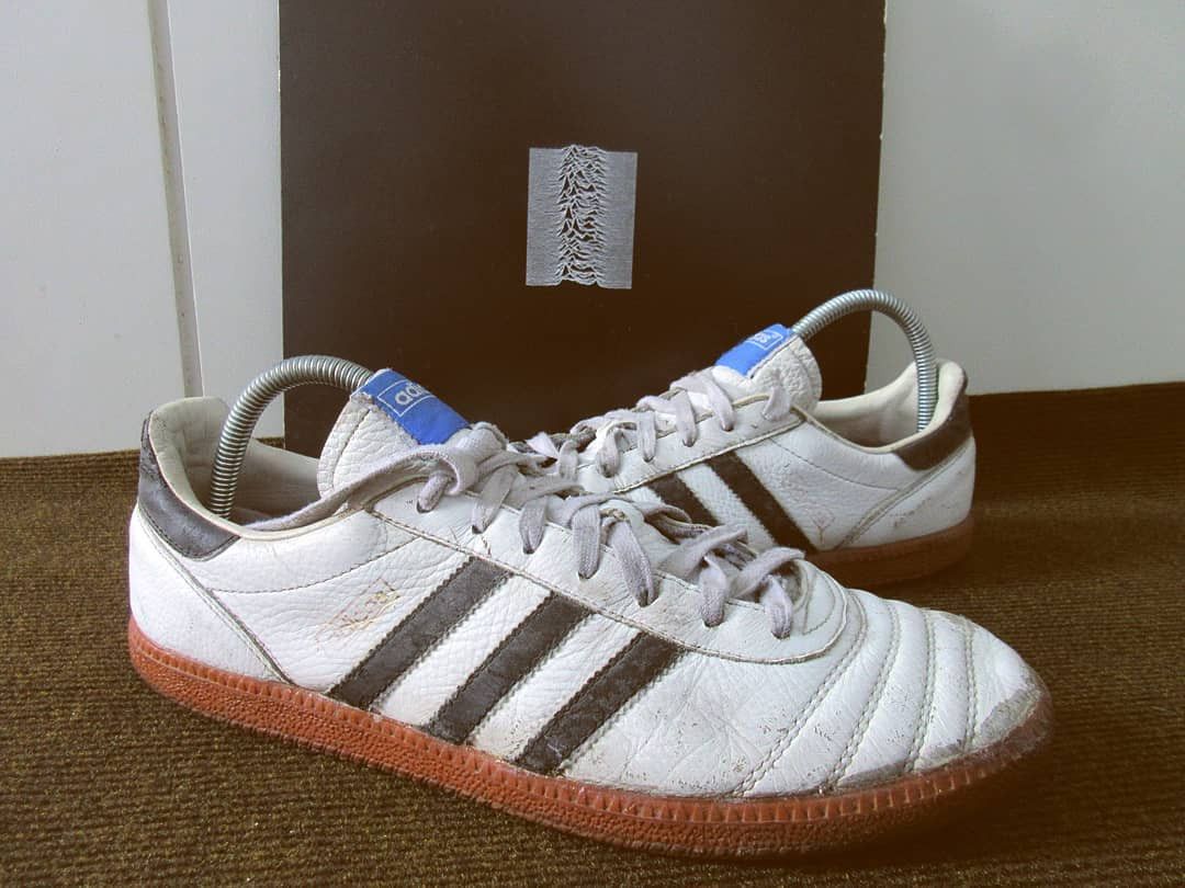 Adidas Adidas Votary Trainner White black stripe GumsoleSize 44 2/3 Size US 11 / EU 44 - 1 Thumbnail
