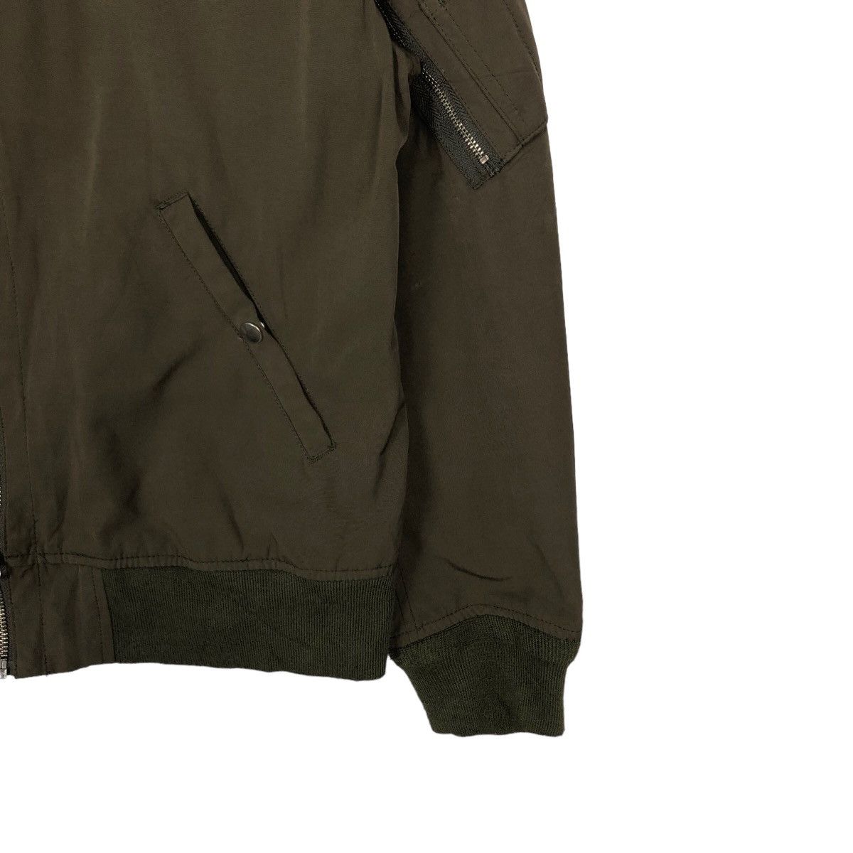 Japanese Brand VINTAGE BOMBER JACKET BROWNY JAPAN ISSEY MIYAKE Size US M / EU 48-50 / 2 - 4 Thumbnail