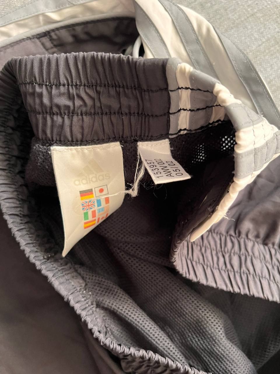 Adidas × Japanese Brand Adidas Track Pants 00s parachute size XL Size US 34 / EU 50 - 5 Thumbnail