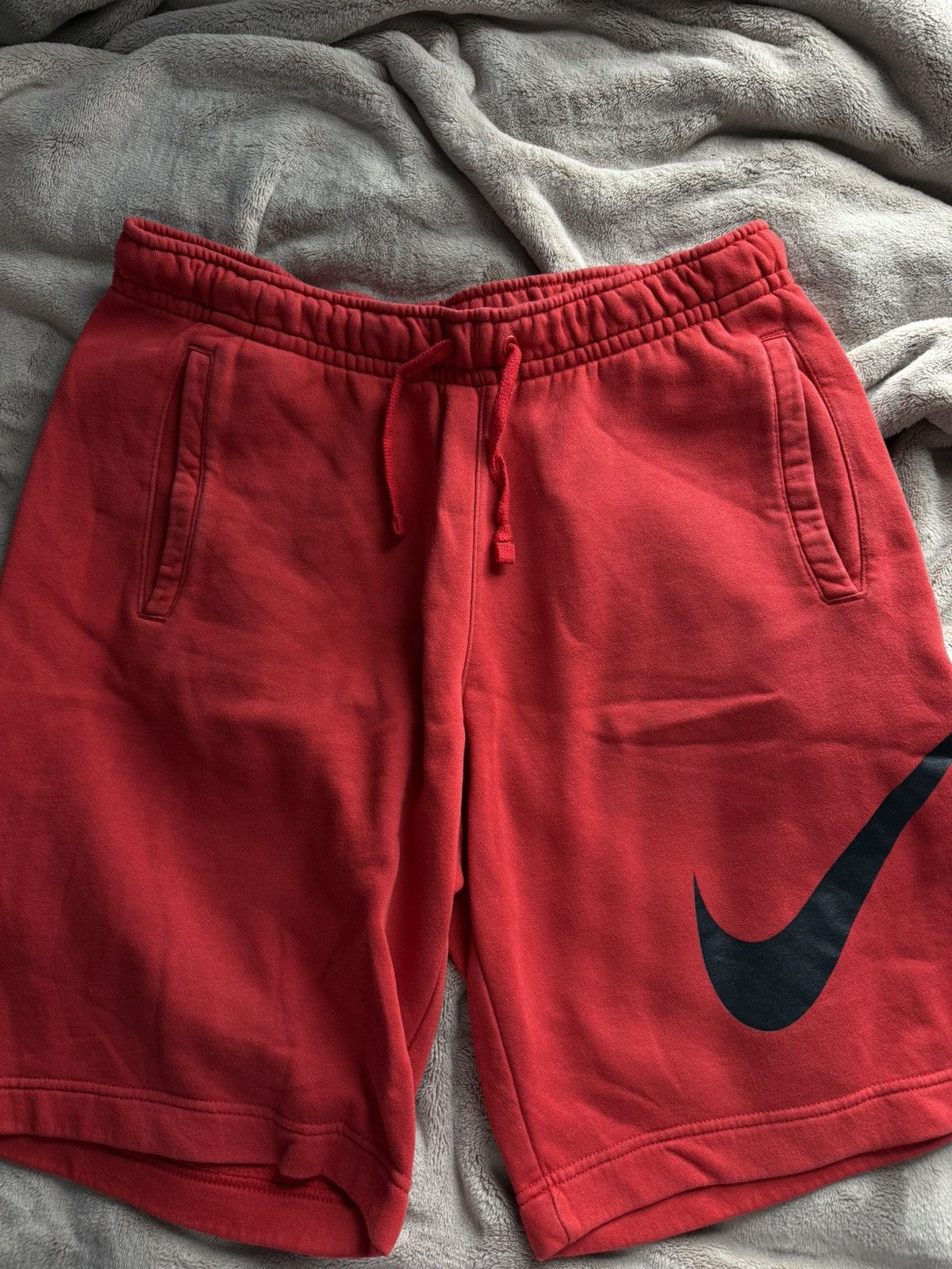 Nike Nike Shorts Size US 30 / EU 46 - 1 Thumbnail