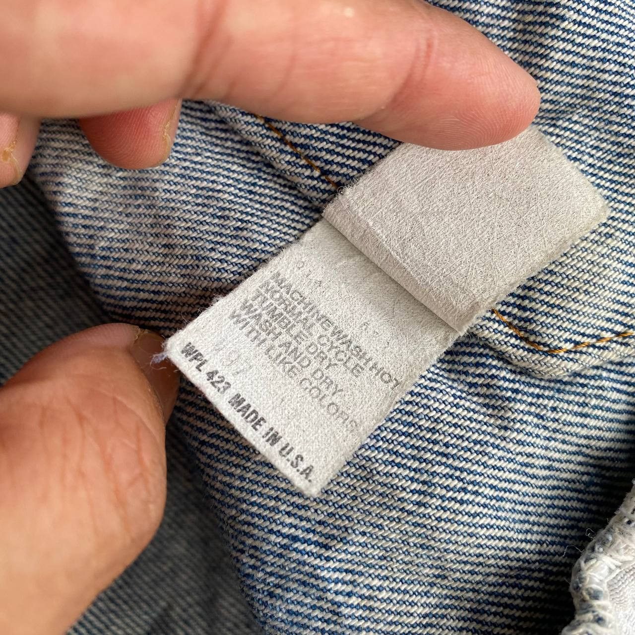Levi's CRAZY PIECES LEVIS VINTAGE HONEYCOMBS FADED DISTRESSED DENIM Size US M / EU 48-50 / 2 - 3 Thumbnail