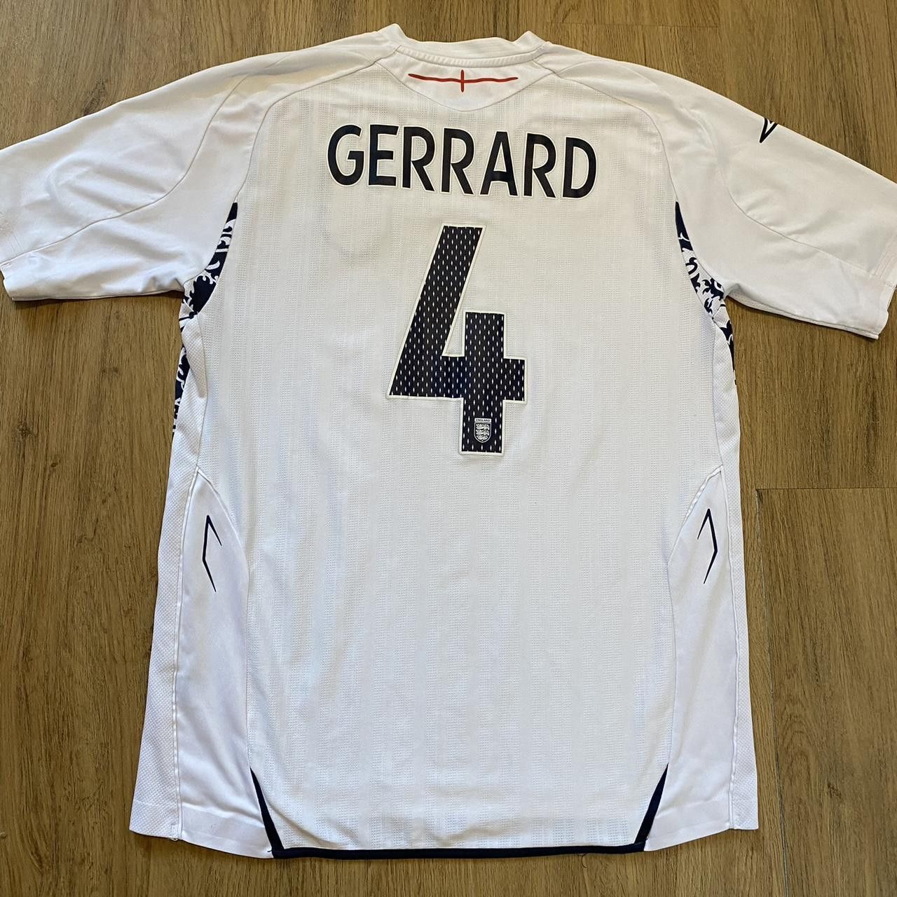 Umbro 2007-09 England Gerrard Football Shirt y2k 2000s Euro Umbro Size US L / EU 52-54 / 3 - 1 Thumbnail
