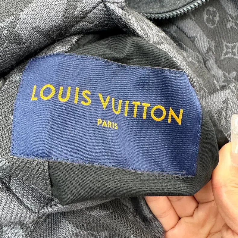 Louis Vuitton Louis Vuitton NIGO Embroidered Reversible Jacket Size US M / EU 48-50 / 2 - 7 Thumbnail