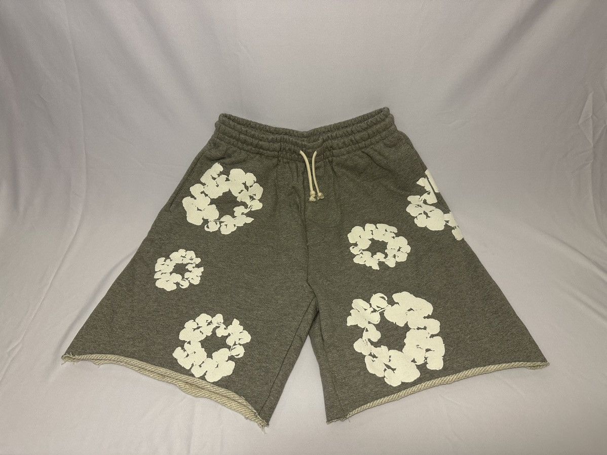 Denim Tears The Cotton Wreath Jean Short Light Wash – Sole