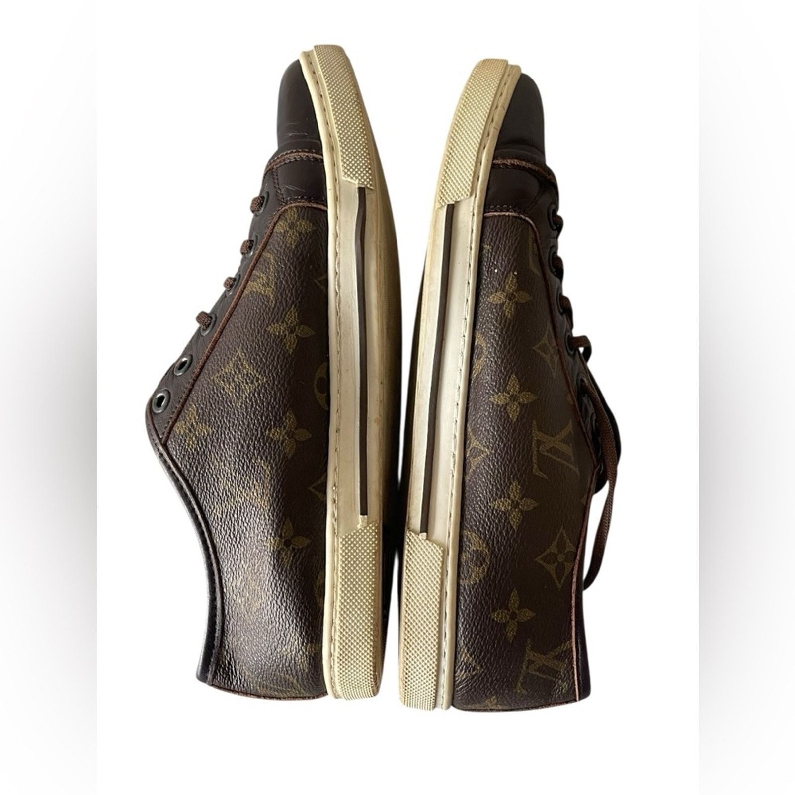 Louis Vuitton Louis Vuitton Monogram Sneakers Size: 39/US:8 Size US 8 / IT 38 - 6 Thumbnail