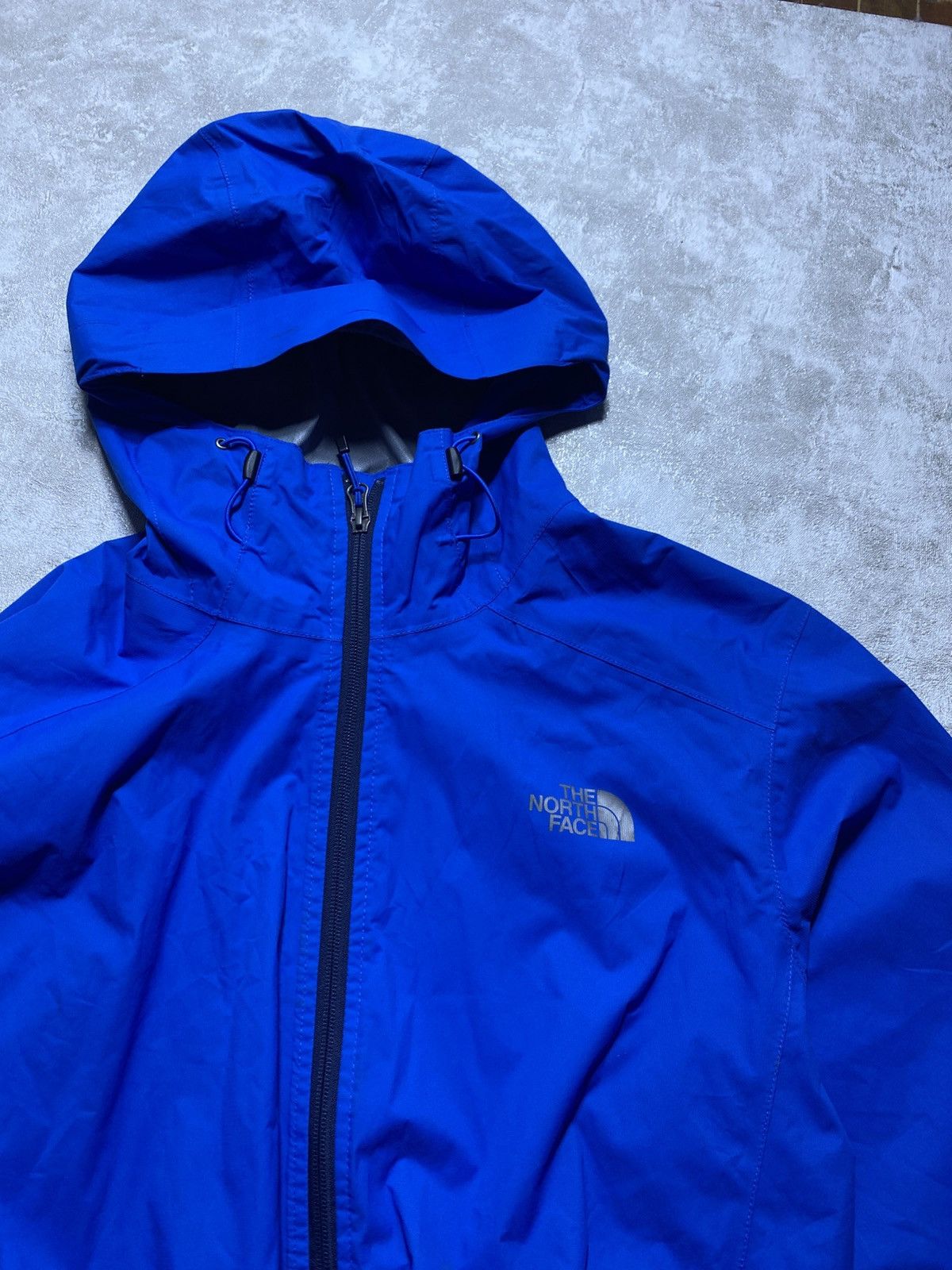 The North Face The North Face HyVent 2.5L Waterproof Rain Jacket Blue Size US L / EU 52-54 / 3 - 5 Thumbnail