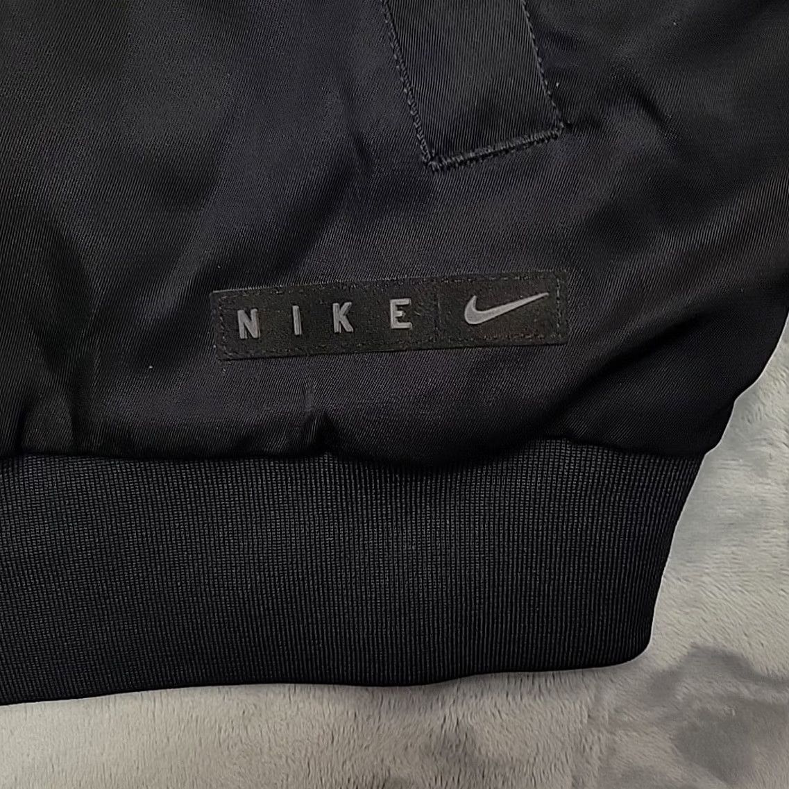 Nike Nike Jacket Men L Black Reversible Quilted Bomber MA1 Flight Streetwear Techwear Size US L / EU 52-54 / 3 - 7 Thumbnail