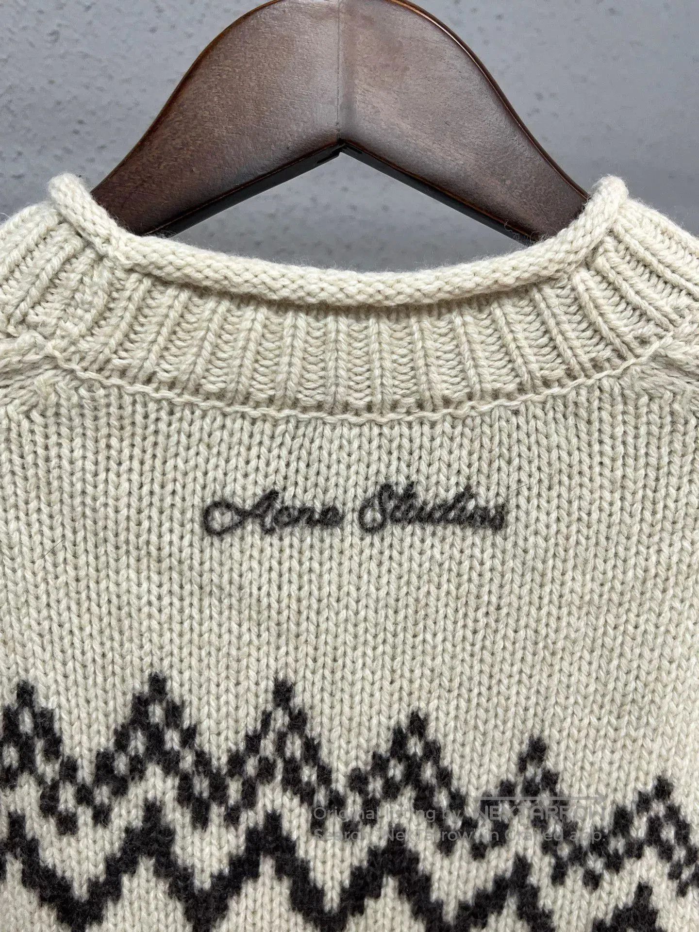 Acne Studios Acne Studios Dog Bow Sweater Size S. Size S / US 4 / IT 40 - 3 Thumbnail