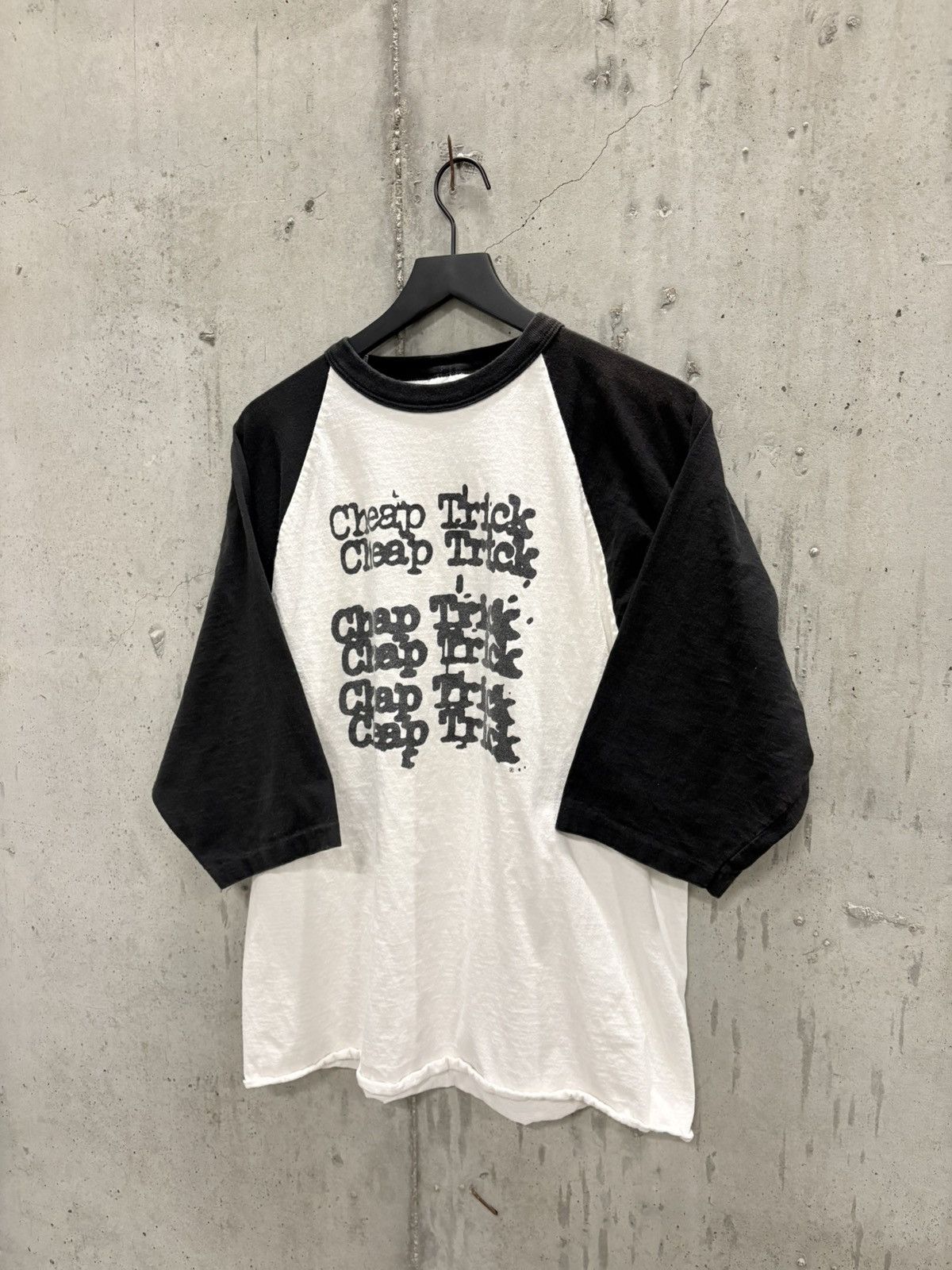 Band Tees Vintage Cheap Trick Raglan Shirt Fade Distressed Grunge Band Size US L / EU 52-54 / 3 - 2 Thumbnail