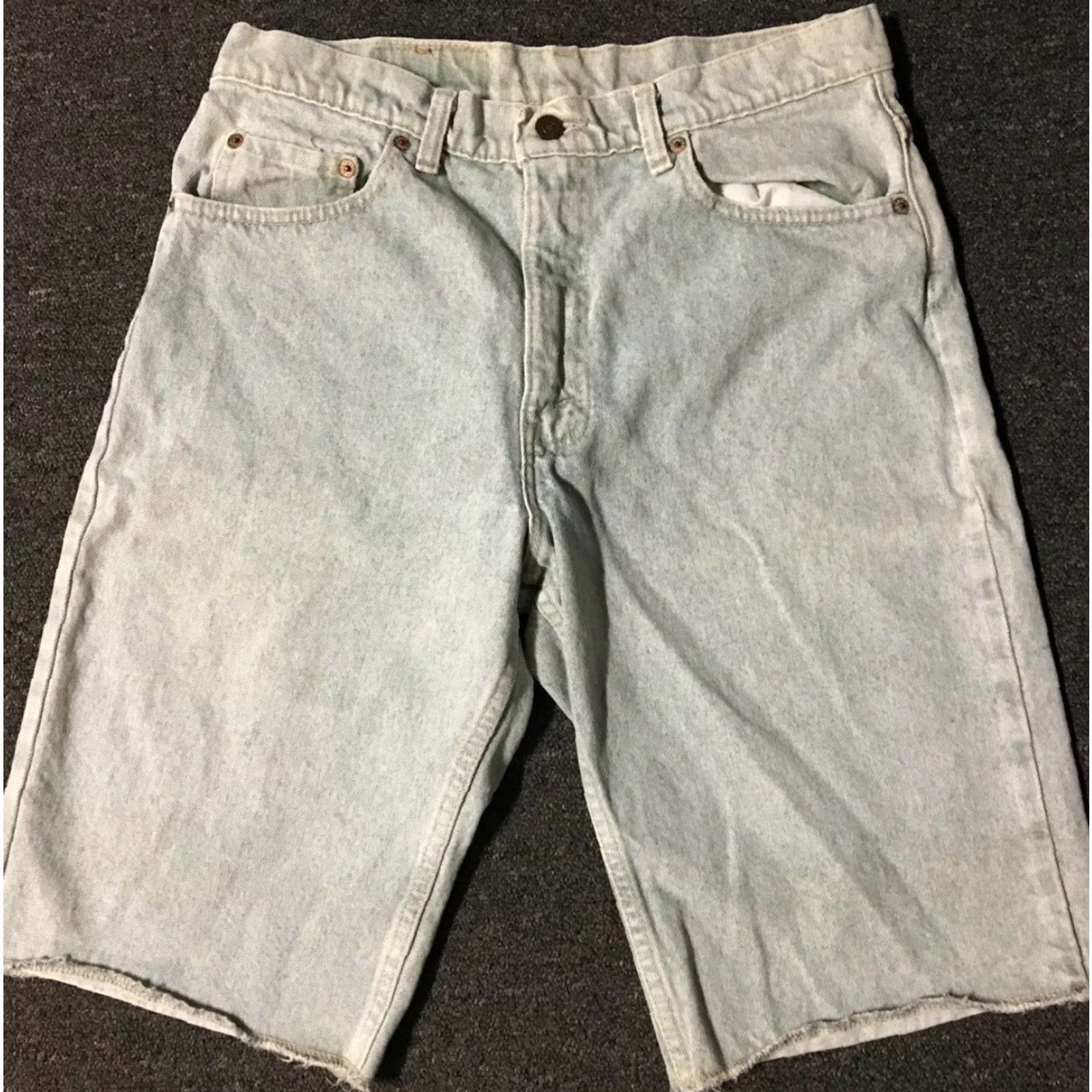Levi's VINTAGE Levi's 550 Jeans Shorts 33 USA Made Denim Blue 90s Nautical Grunge Hip Hop Sailing Rock Beach Mens Jeans Shorts 33 US Made Levi's 550 Size US 33 - 4 Thumbnail