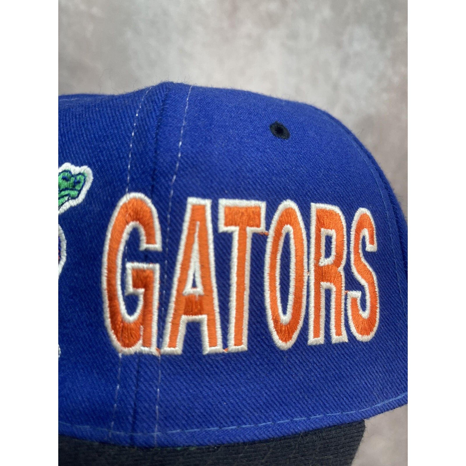 Starter Vintage 90s Starter Snapback Hat Florida Gators Wrap Around Size ONE SIZE - 4 Thumbnail