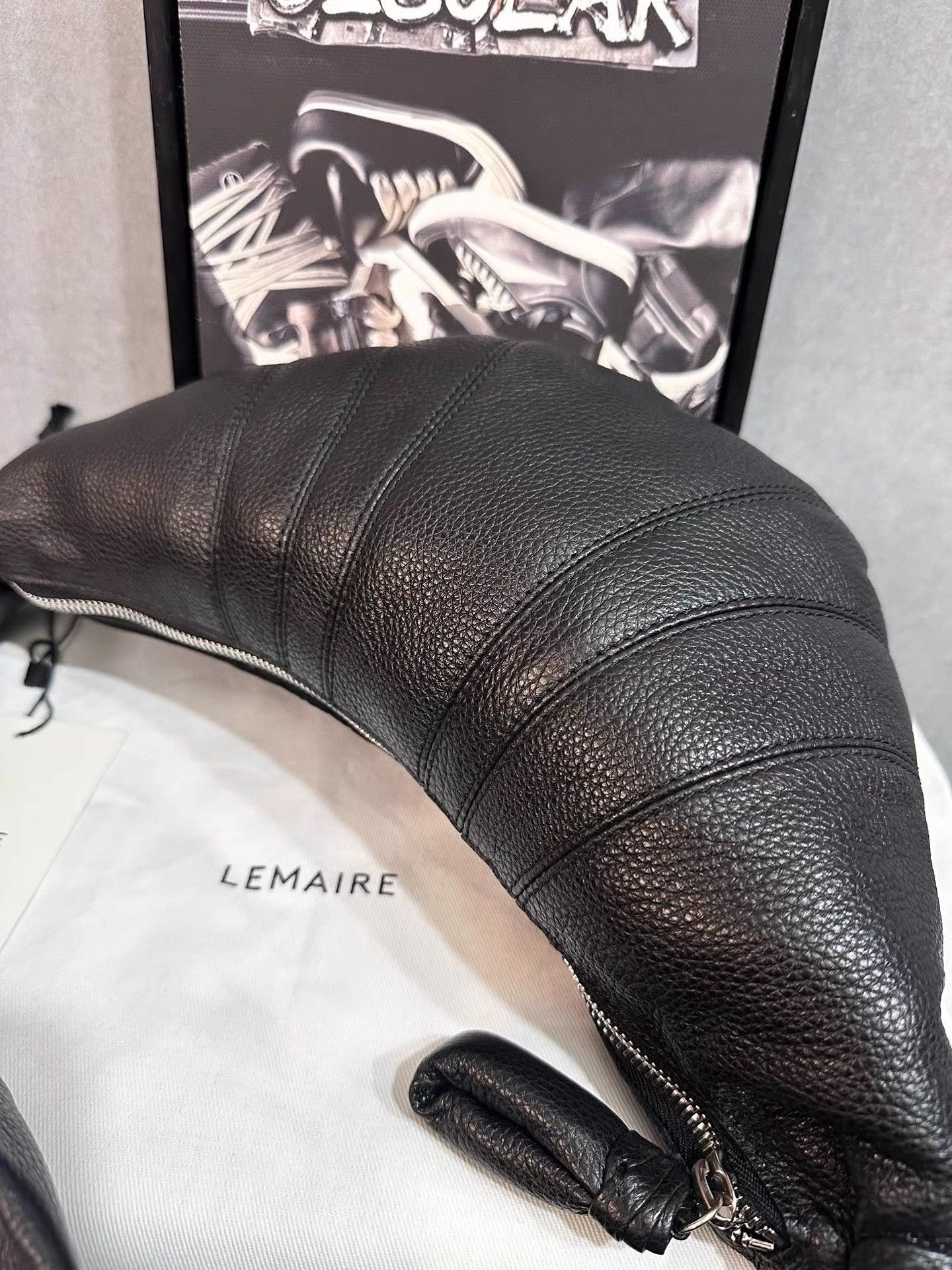 Lemaire Lemaire 24FW Black Grained Calfskin Small Croissant Bag K34 Size ONE SIZE - 2 Thumbnail