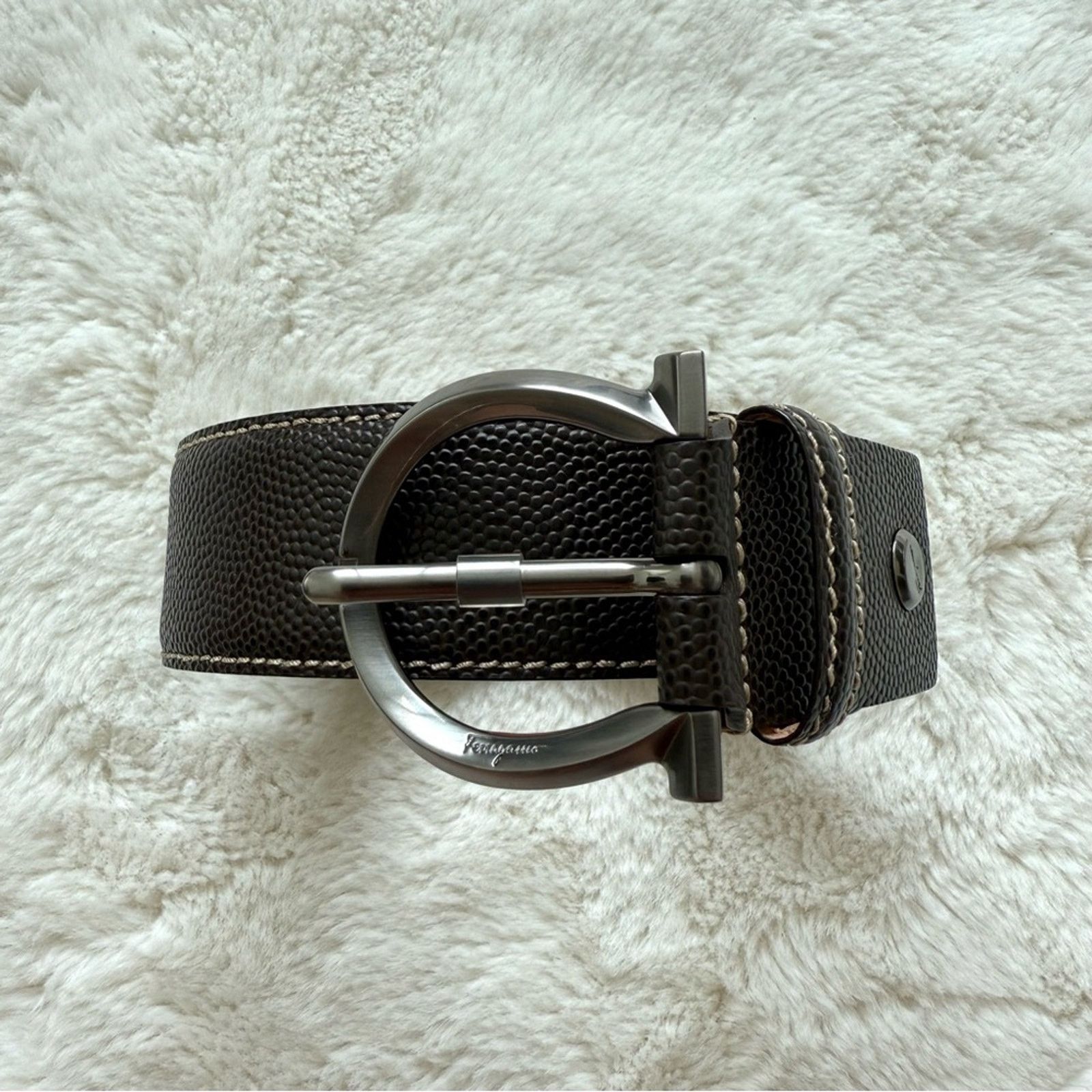 Salvatore Ferragamo Salvatore Ferragamo stingray leather belt size40 Retail 950 Size 40 - 1 Thumbnail