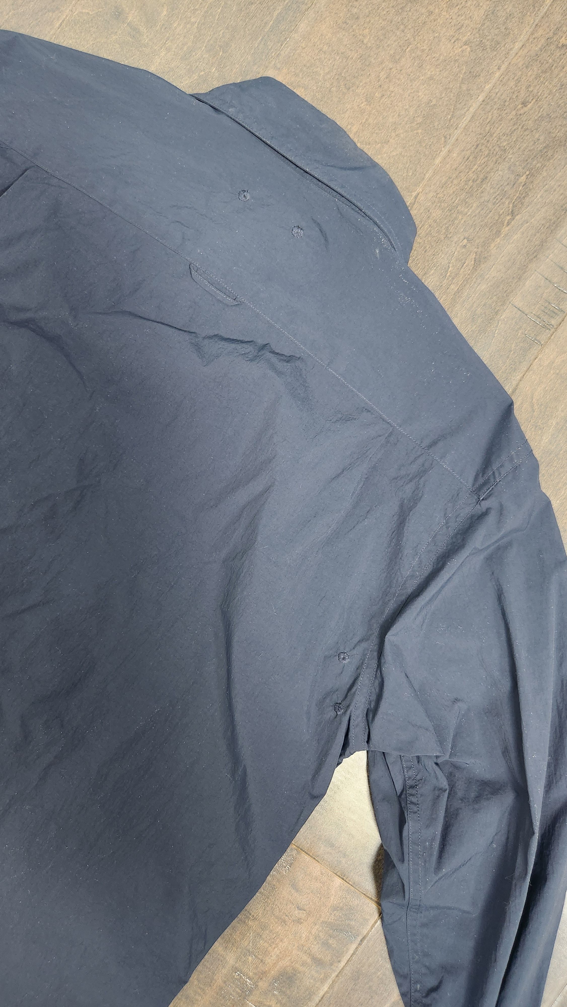 Sophnet. Multi Pocket Shirt Nylon Navy Medium Japan Size US M / EU 48-50 / 2 - 7 Thumbnail