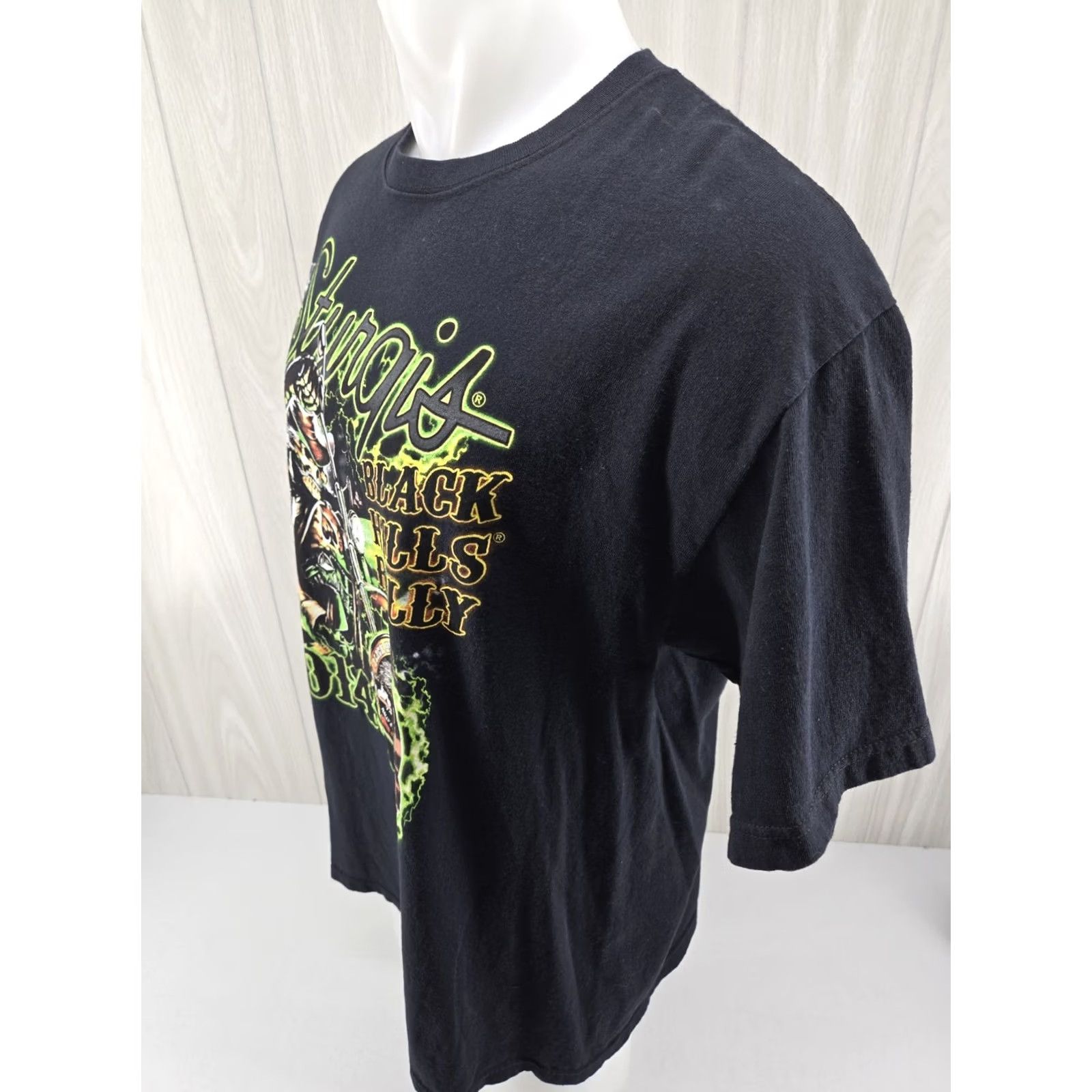 Anvil VINTAGE 2014 Sturgis Black Hill Rally Skull Biker Shirt Mens XL Short Sleeve Crew Neck 100% Cotton Anvil Graphic Tee Black Size US XL / EU 56 / 4 - 5 Thumbnail