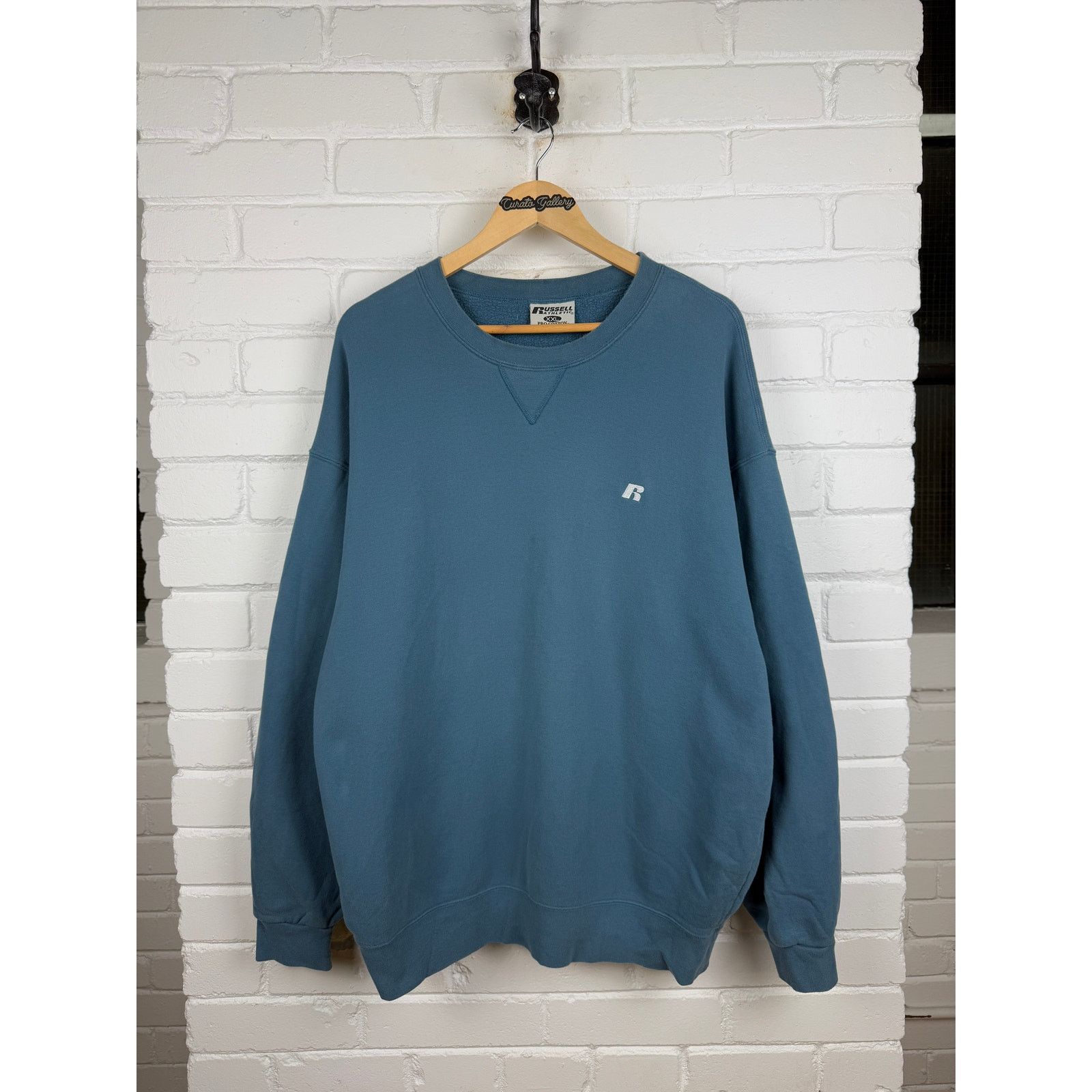 Vintage Russell Athletic Boxy Fit Blank Crewneck Sweatshirt XXL Size US XXL / EU 58 / 5 - 1 Thumbnail