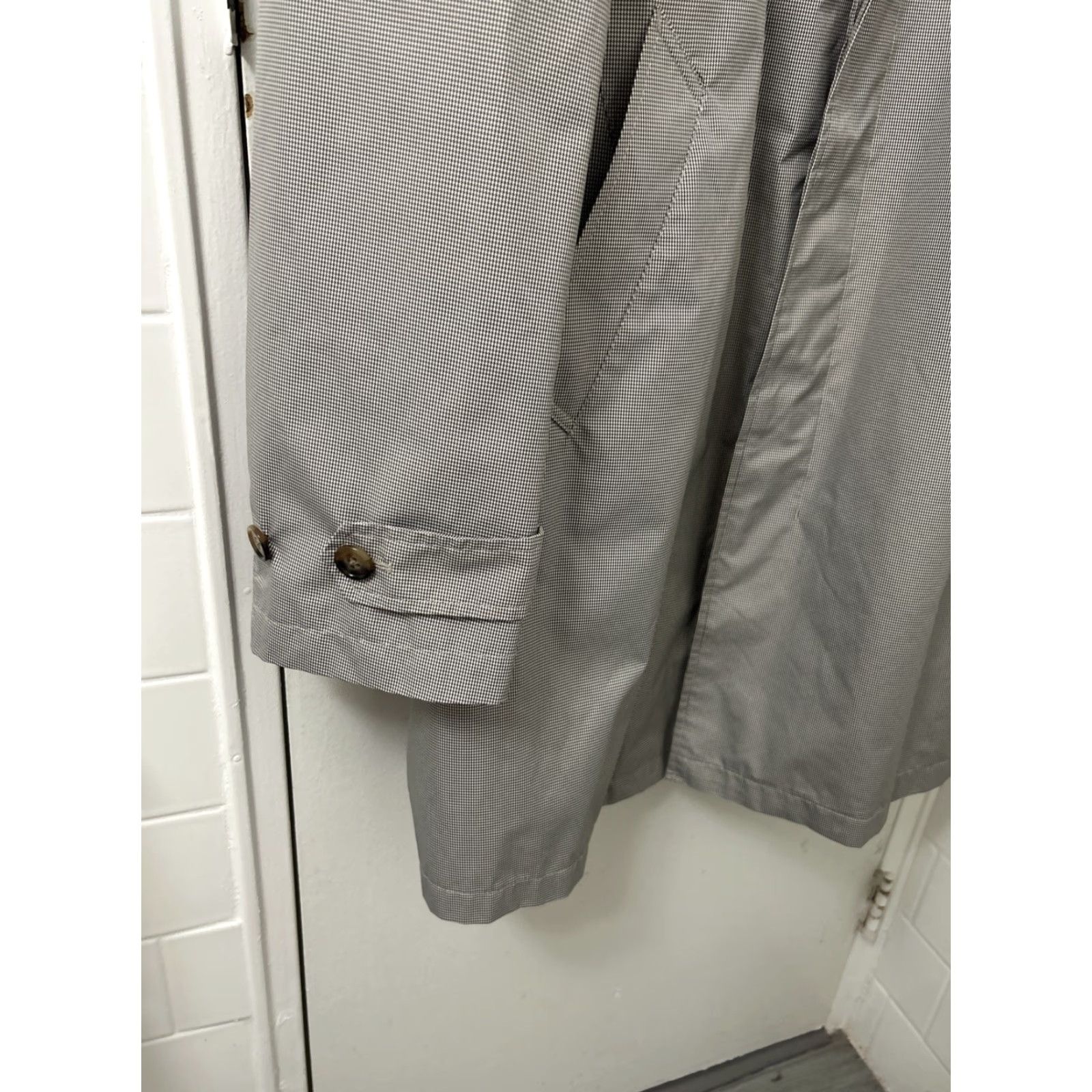 Ralph Lauren VINTAGE Lauren Ralph Lauren Trench Coat Mens 46R Gray Houndstooth Polyester Rain Jacket Size US S / EU 44-46 / 1 - 7 Thumbnail