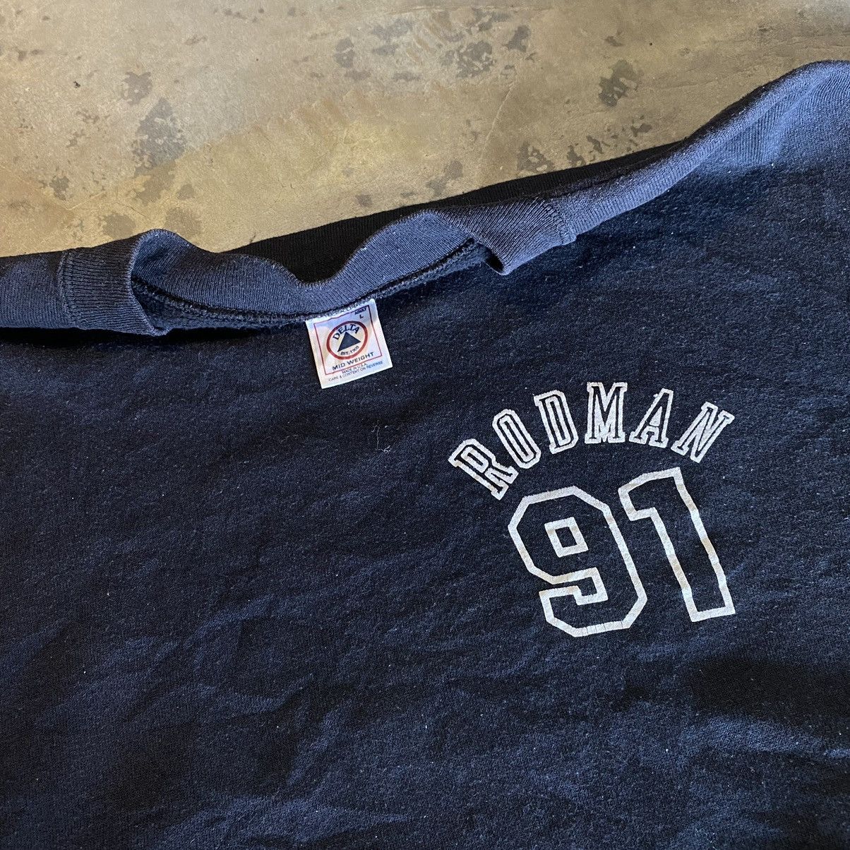Vintage Grail💥Iconic Vintage 1997 Dennis Rodman Crewneck Size US L / EU 52-54 / 3 - 6 Thumbnail