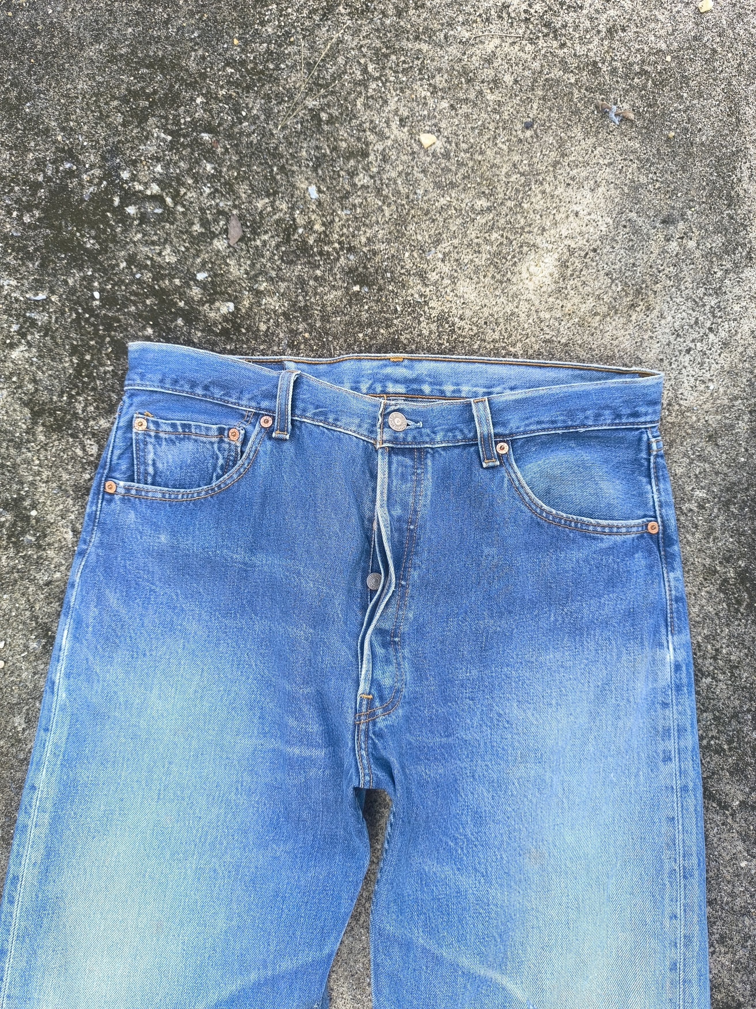 Levi's × Vintage 90s VINTAGE LEVIS 501 made in USA Size US 34 / EU 50 - 2 Thumbnail