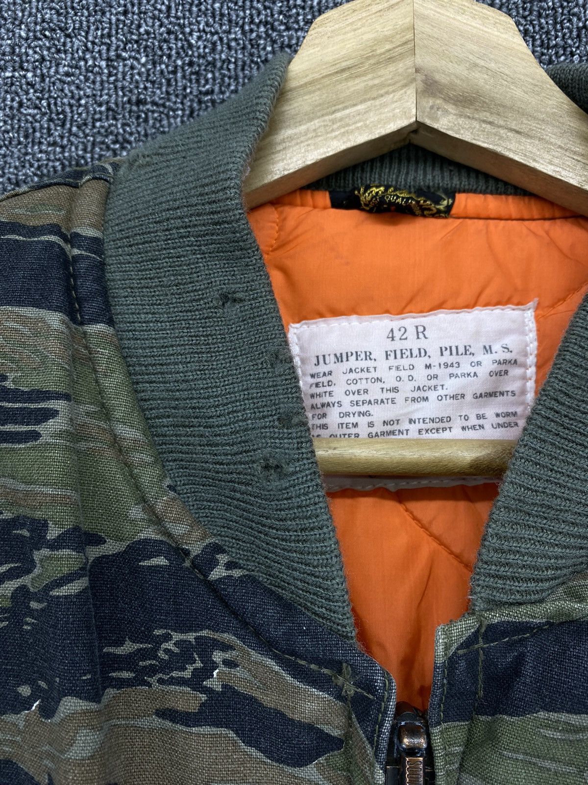 Vintage Vintage Made By Houston Jumper Field Camo Bomber Jacket Size US M / EU 48-50 / 2 - 7 Thumbnail