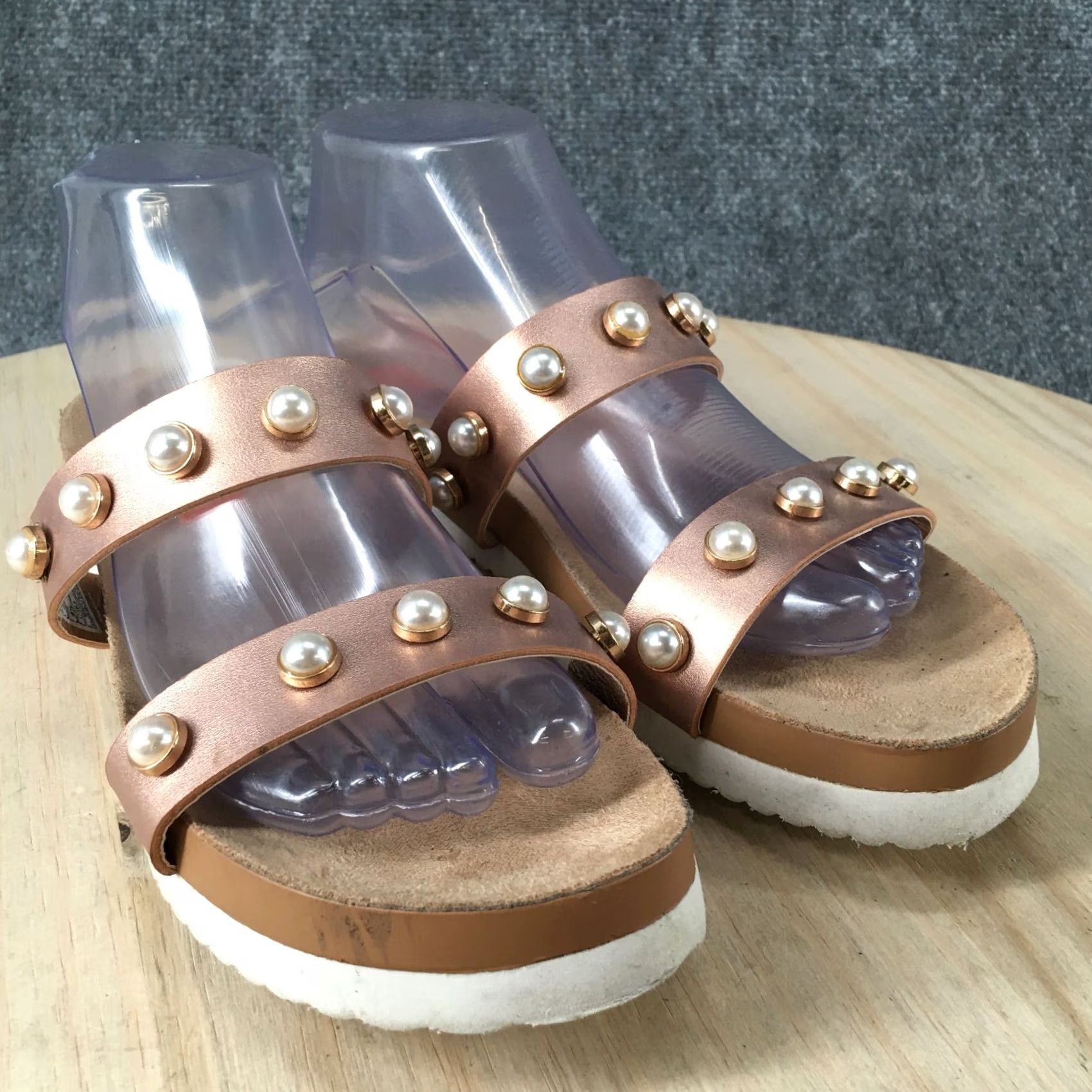 Vintage Rocket Dog Sandals Lolly Austin Slide Womens 8.5 Pearls Straps Gold Faux Leather Beaded Flat Casual Size US 9 / IT 39 - 4 Thumbnail