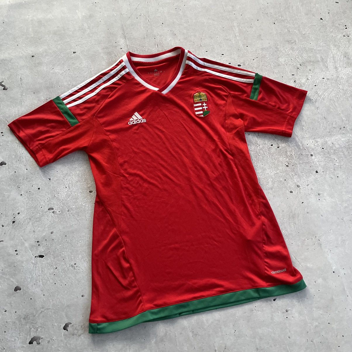 Vintage Vintage 2012-2014 Hungary home t-shirt soccer jersey Size US S / EU 44-46 / 1 - 2 Thumbnail