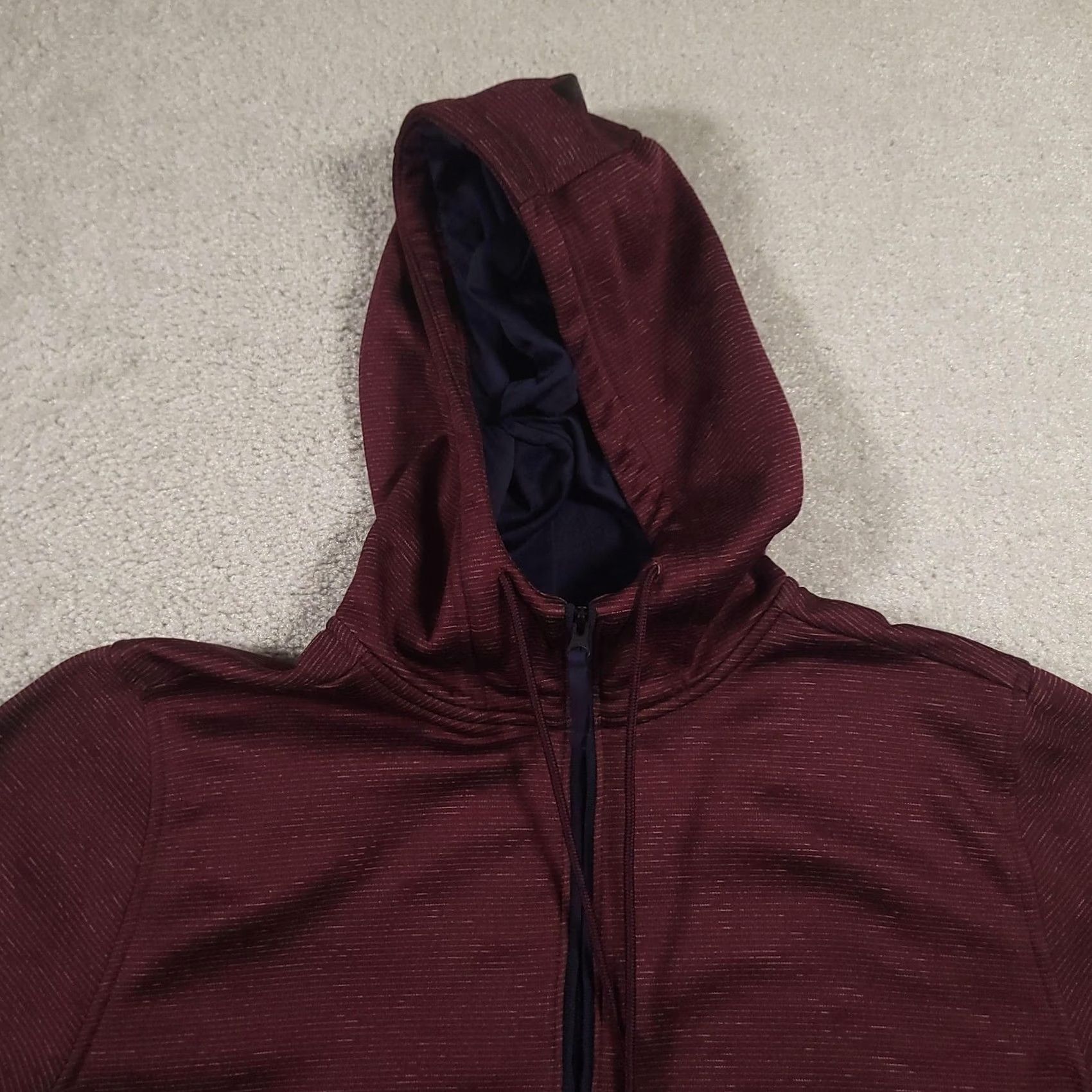 Under Armour Under Armour Hoodie Mens Medium Red ColdGear Pullover Fitted Athletic Sweatshirt Size US M / EU 48-50 / 2 - 3 Thumbnail