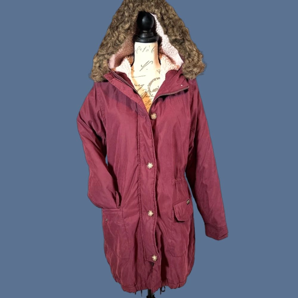 Abercrombie & Fitch VINTAGE Abercrombie & Fitch Jacket Coat Parka Hooded Lined Faux Fur Red Burgundy Extra Large Women’s XL Jacket Size XL / US 12-14 / IT 48-50 - 1 Thumbnail