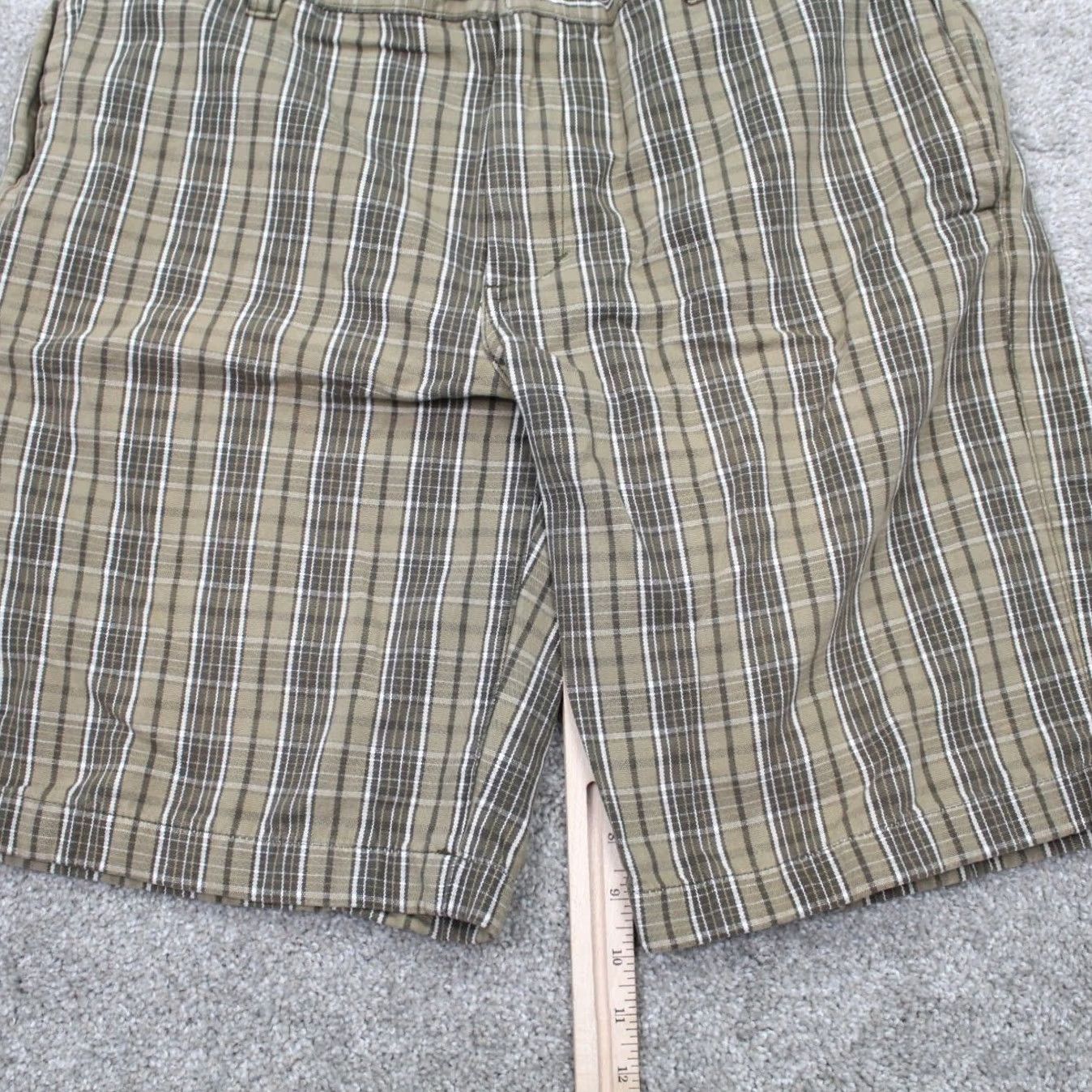 The North Face The North Face Chino Shorts Mens 36 Regular Green/White Plaid Cotton Flat Front Size US 36 / EU 52 - 4 Thumbnail