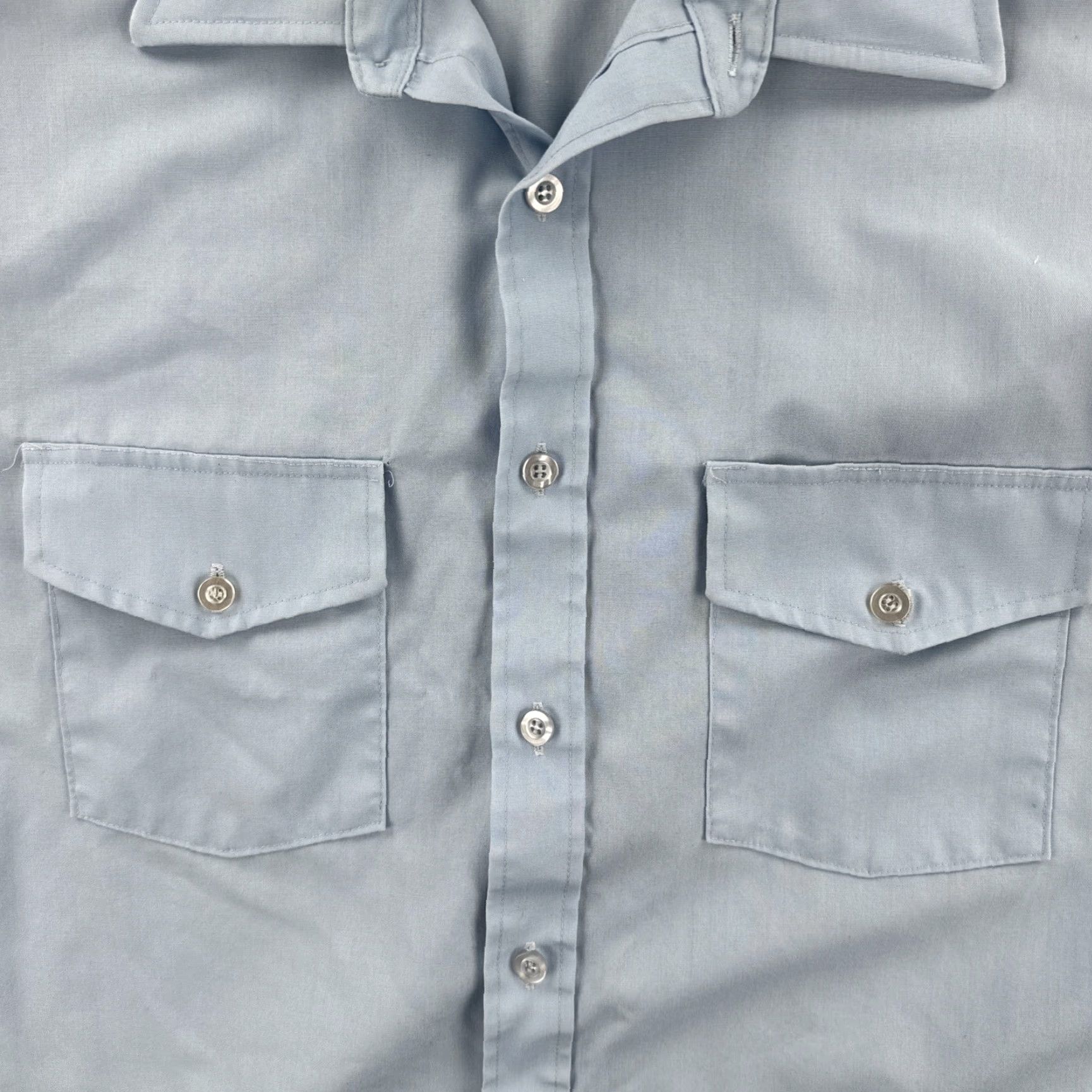 Van Heusen VINTAGE Van Heusen The Aviator Mens Size L Blue Short Sleeve Button Up Shirt 90s Size US L / EU 52-54 / 3 - 6 Thumbnail