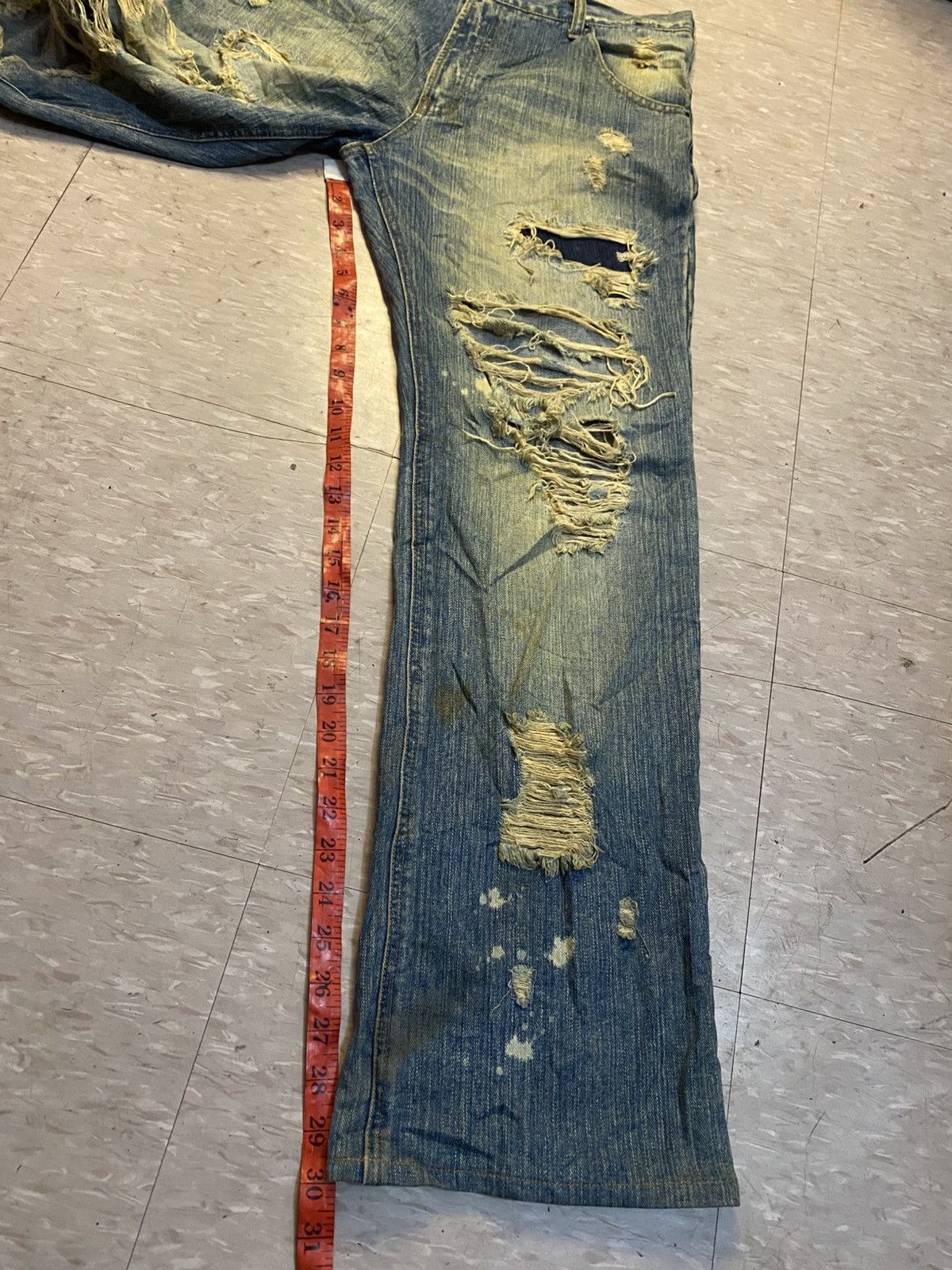 If Six Was Nine × Japanese Brand × Le Grande Bleu (L.G.B.) Exhibitionist distressed jeans ifsixwasnine style Size US 32 / EU 48 - 14 Thumbnail