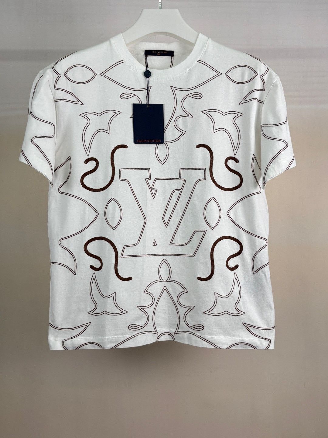 Louis Vuitton Hand LV Large Motif Peace and Love T Shirt | Grailed